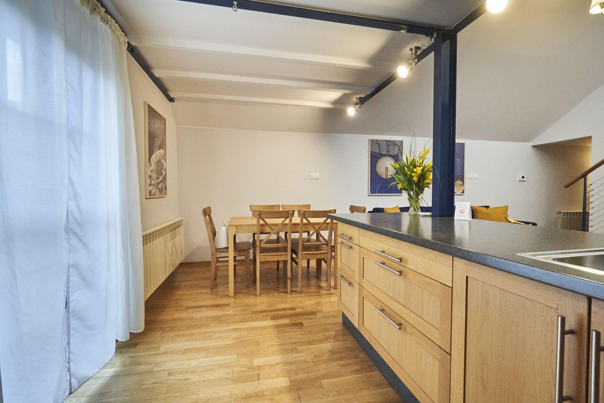 Apartment Capacity 8