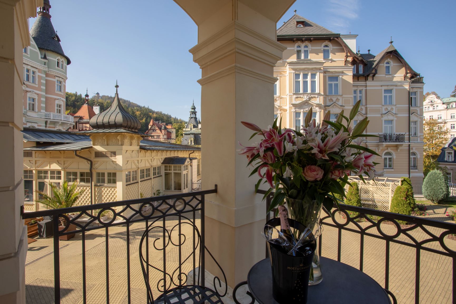 Family Room Capacity 4