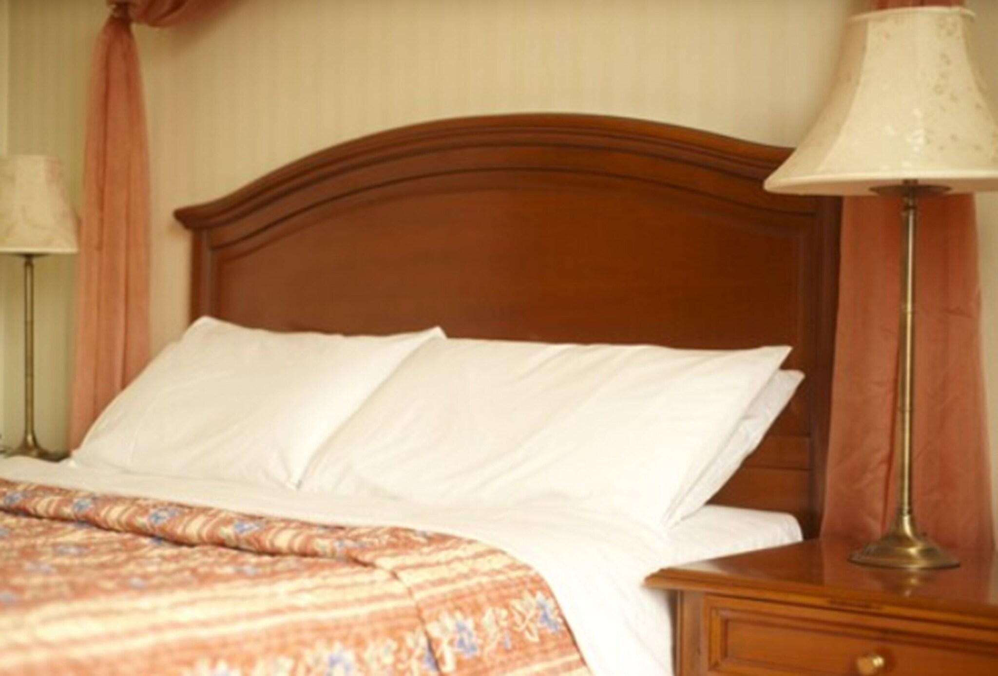 Double Classic Double Bed