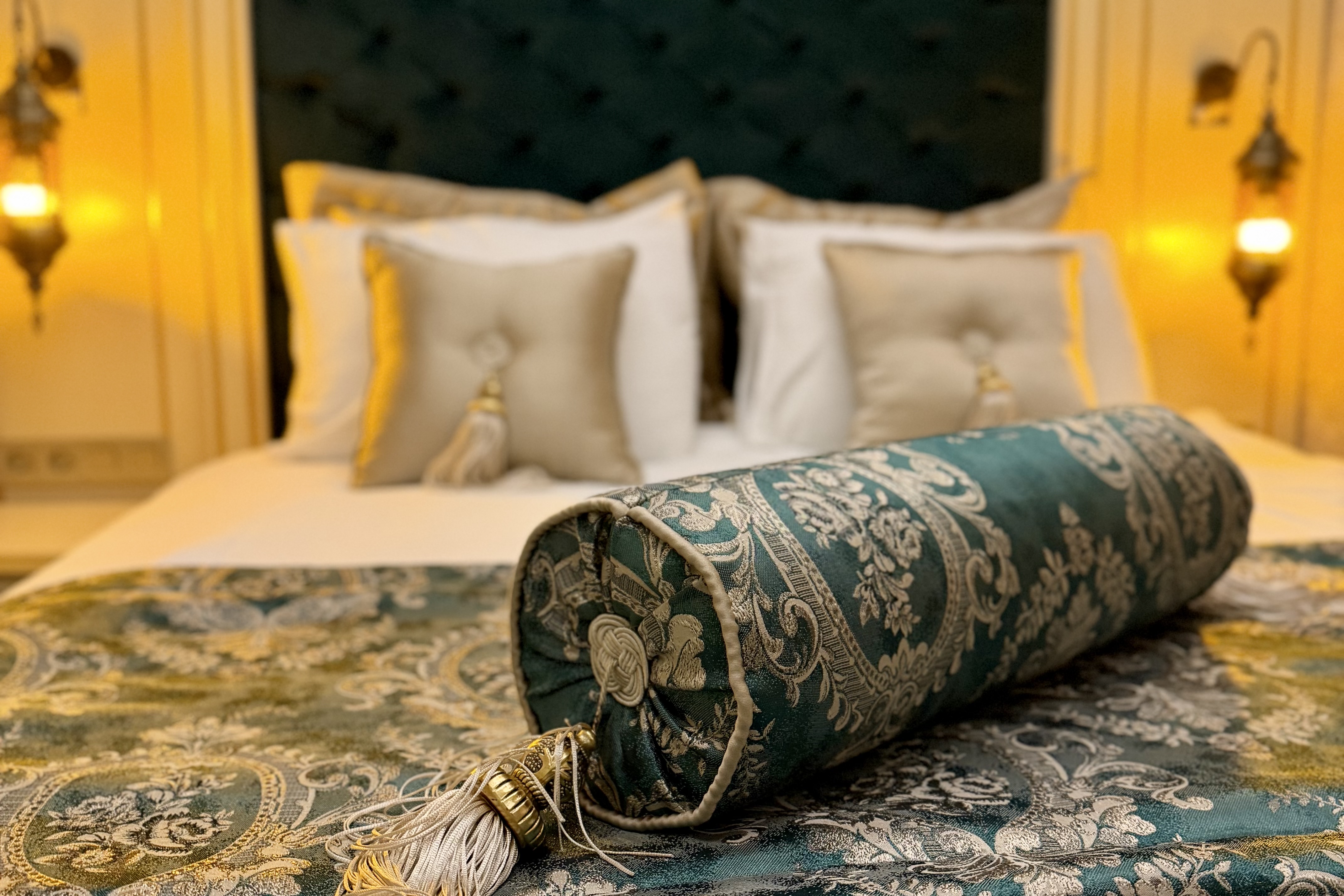 Junior Suite Two Double Beds One Bedroom 