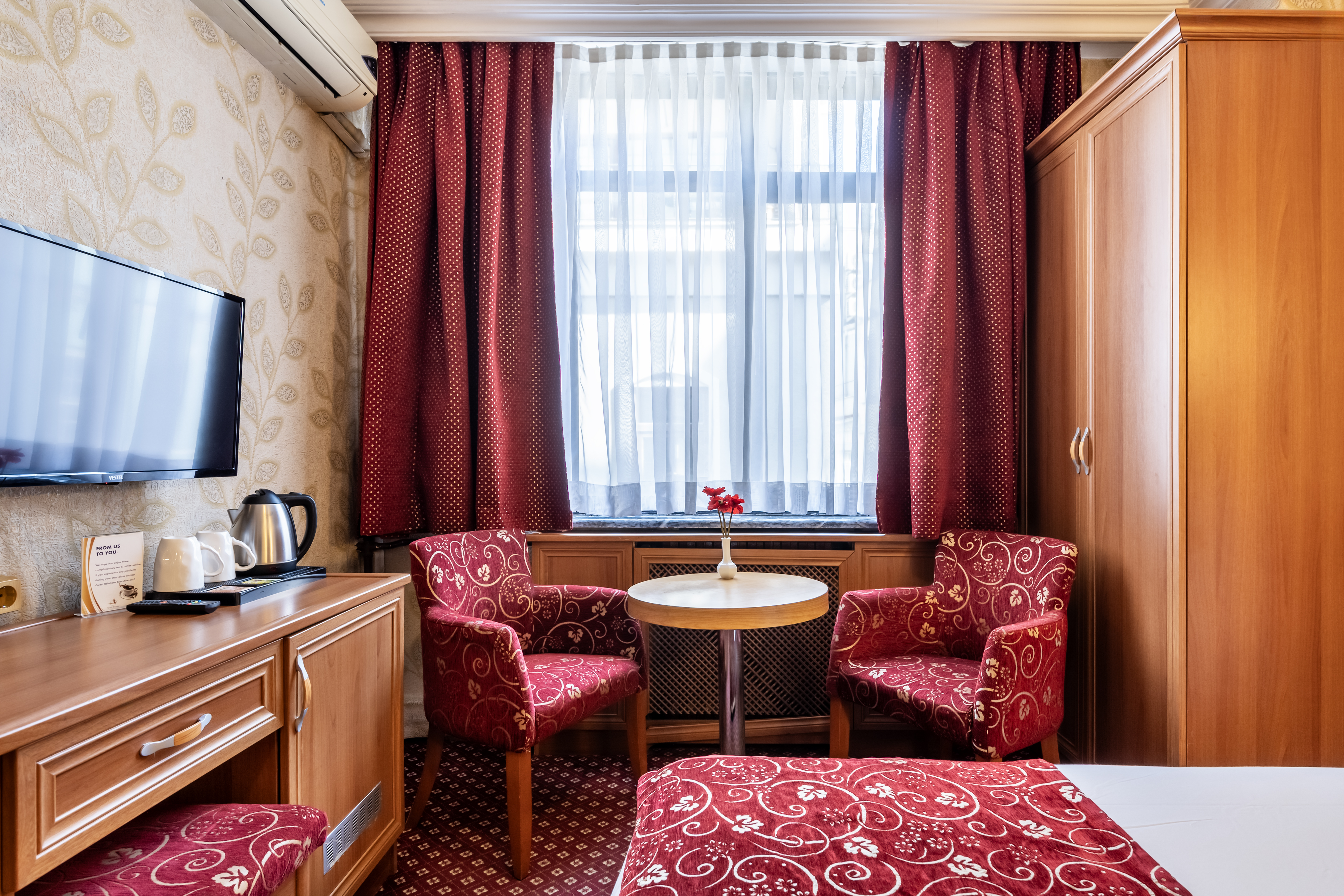 Double or Twin Standard