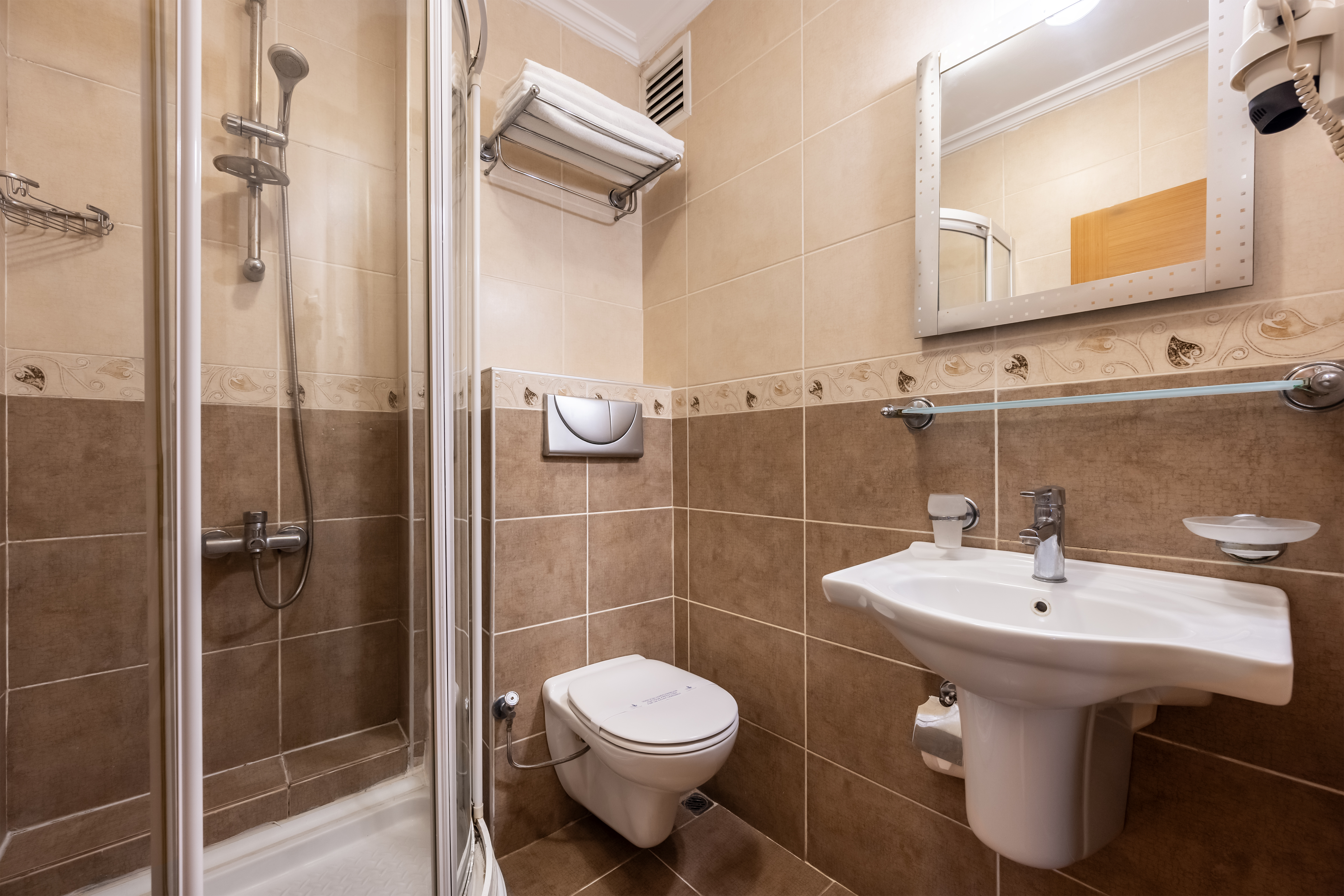 Double or Twin Standard