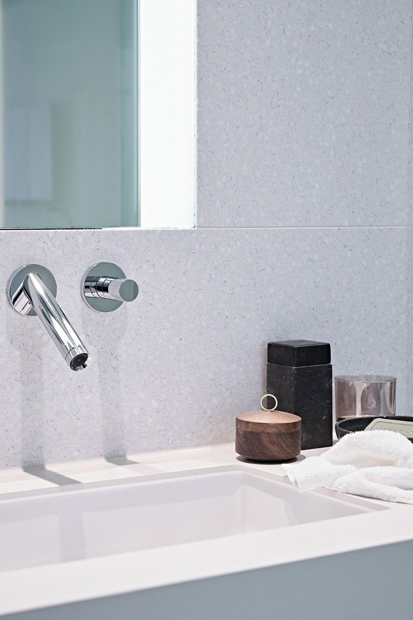 Double Superior Queen Bed