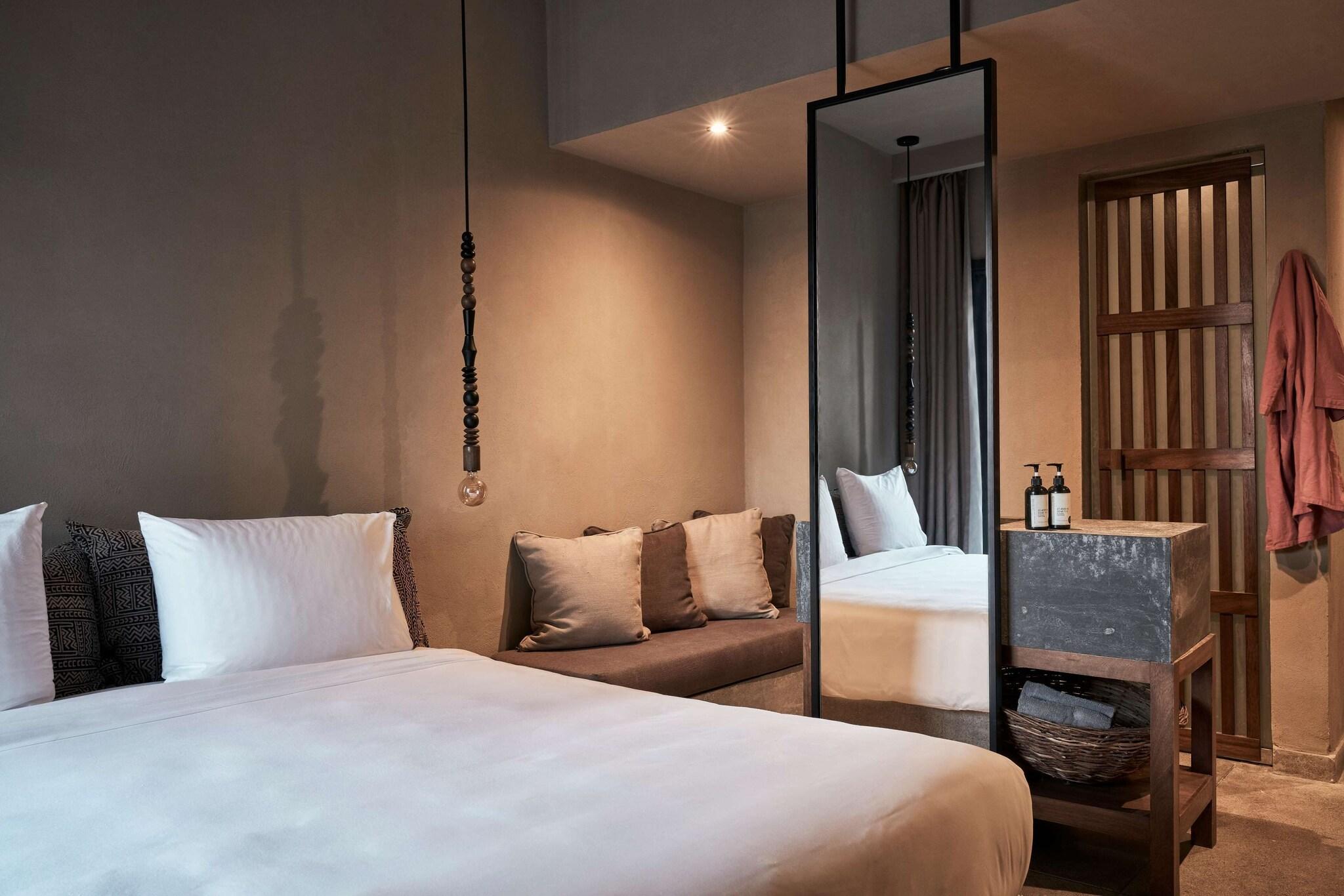 Double Superior King Bed