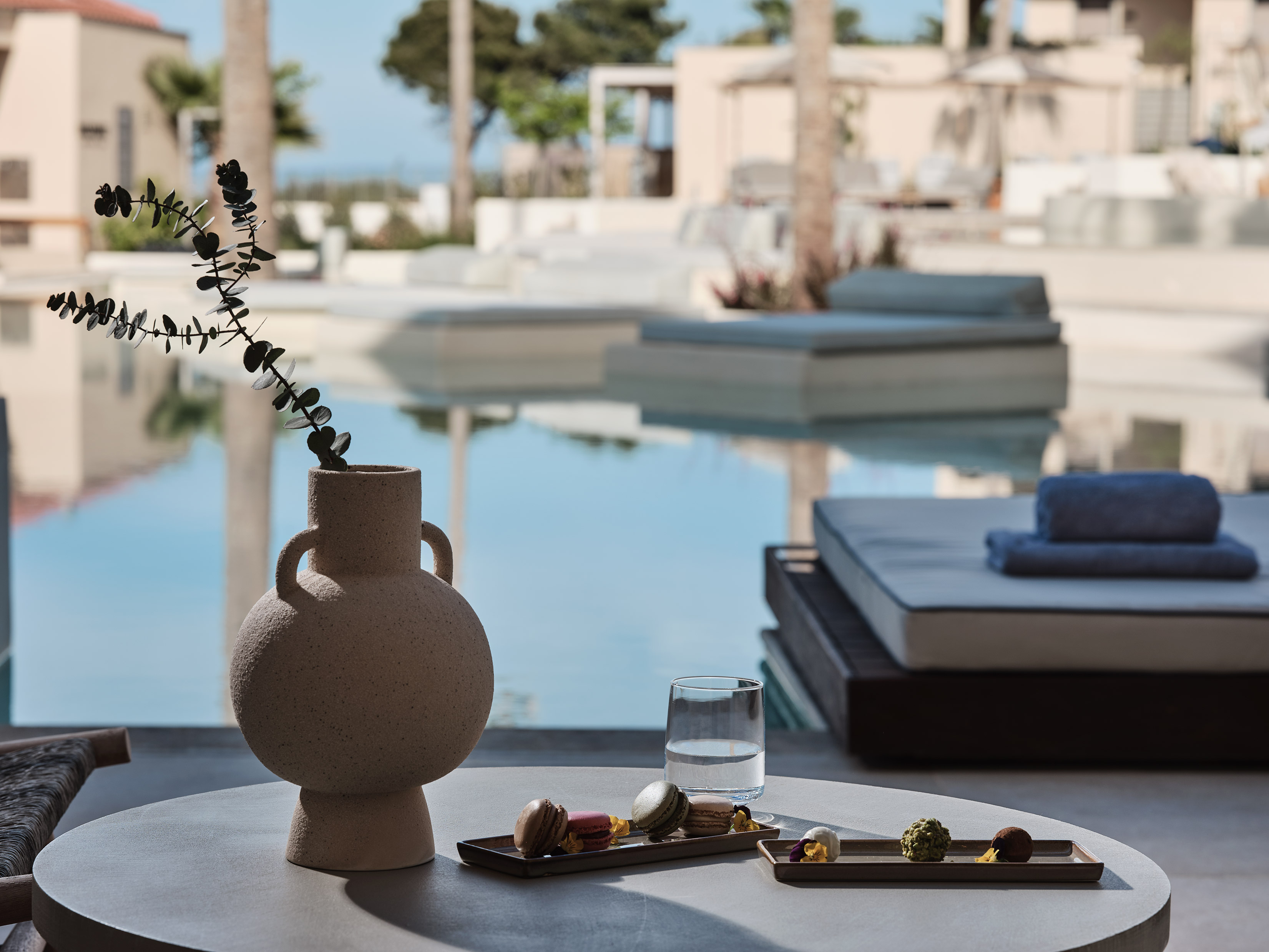 Double Deluxe Pool View