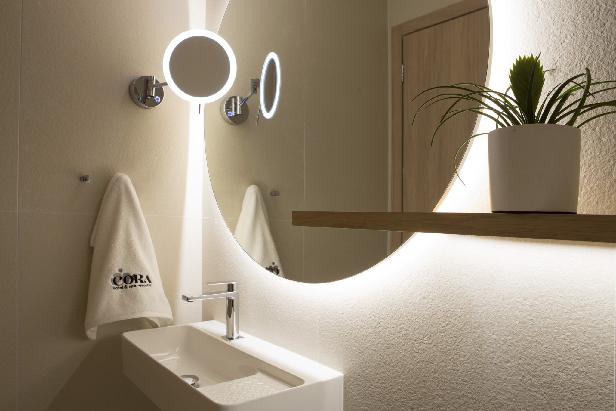 Double Deluxe Pool View