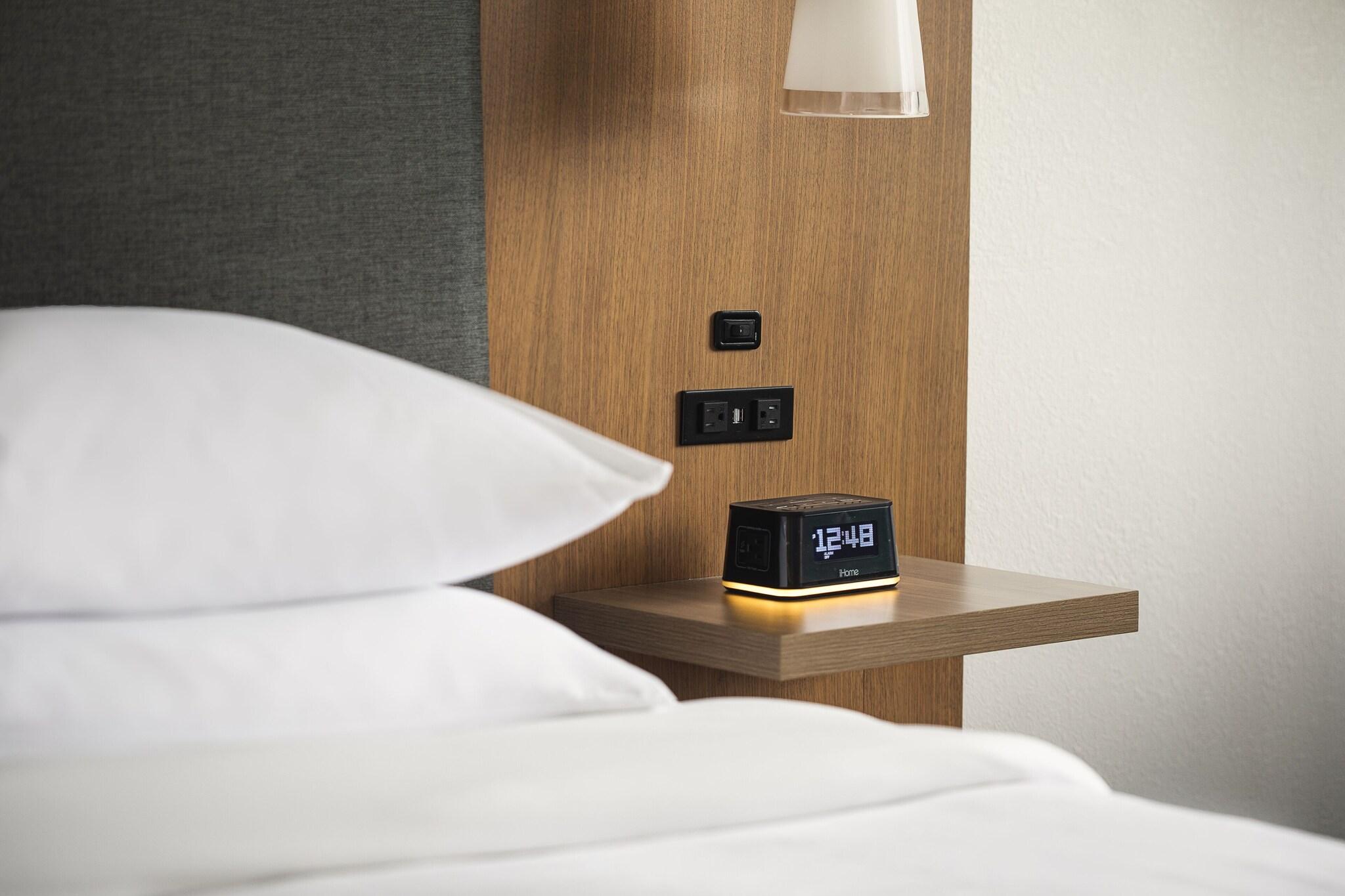 Double Club King Bed