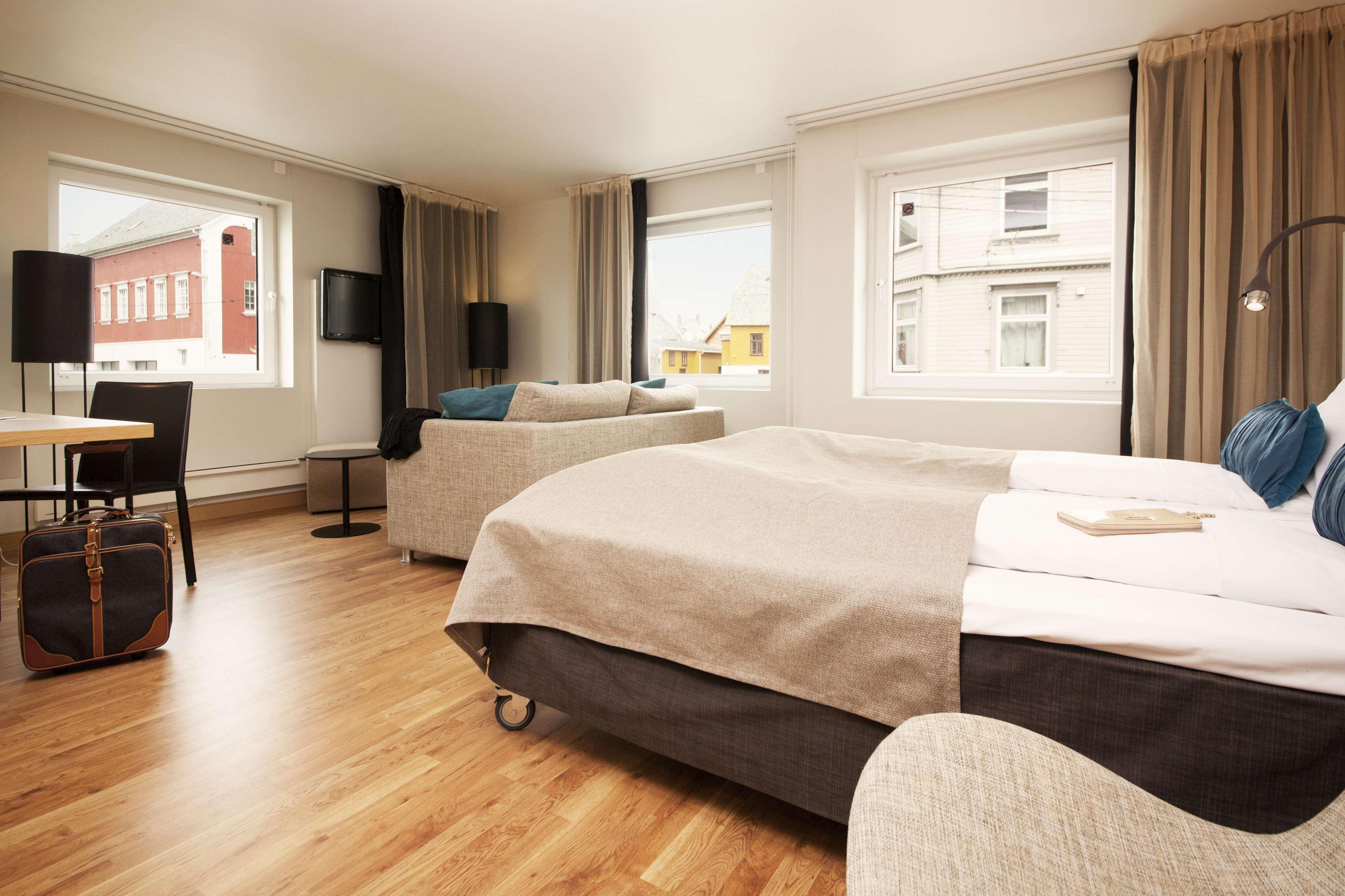 Double Single Superior