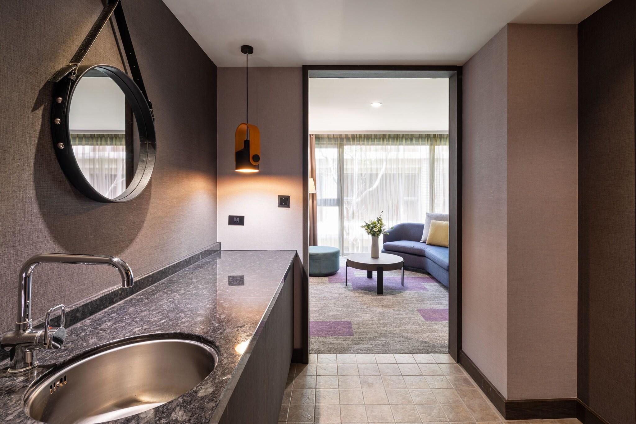 Family Room Deluxe Two Double Beds