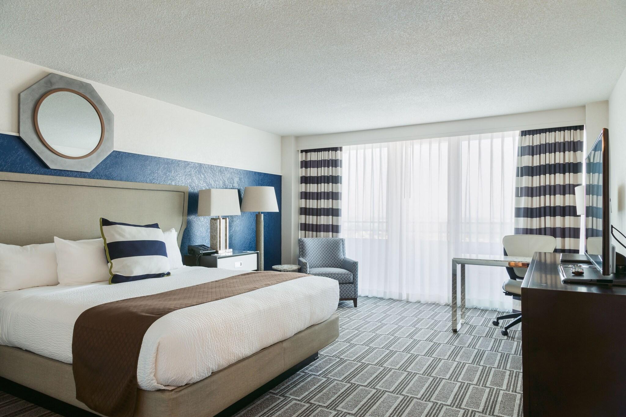 Double Deluxe King Bed