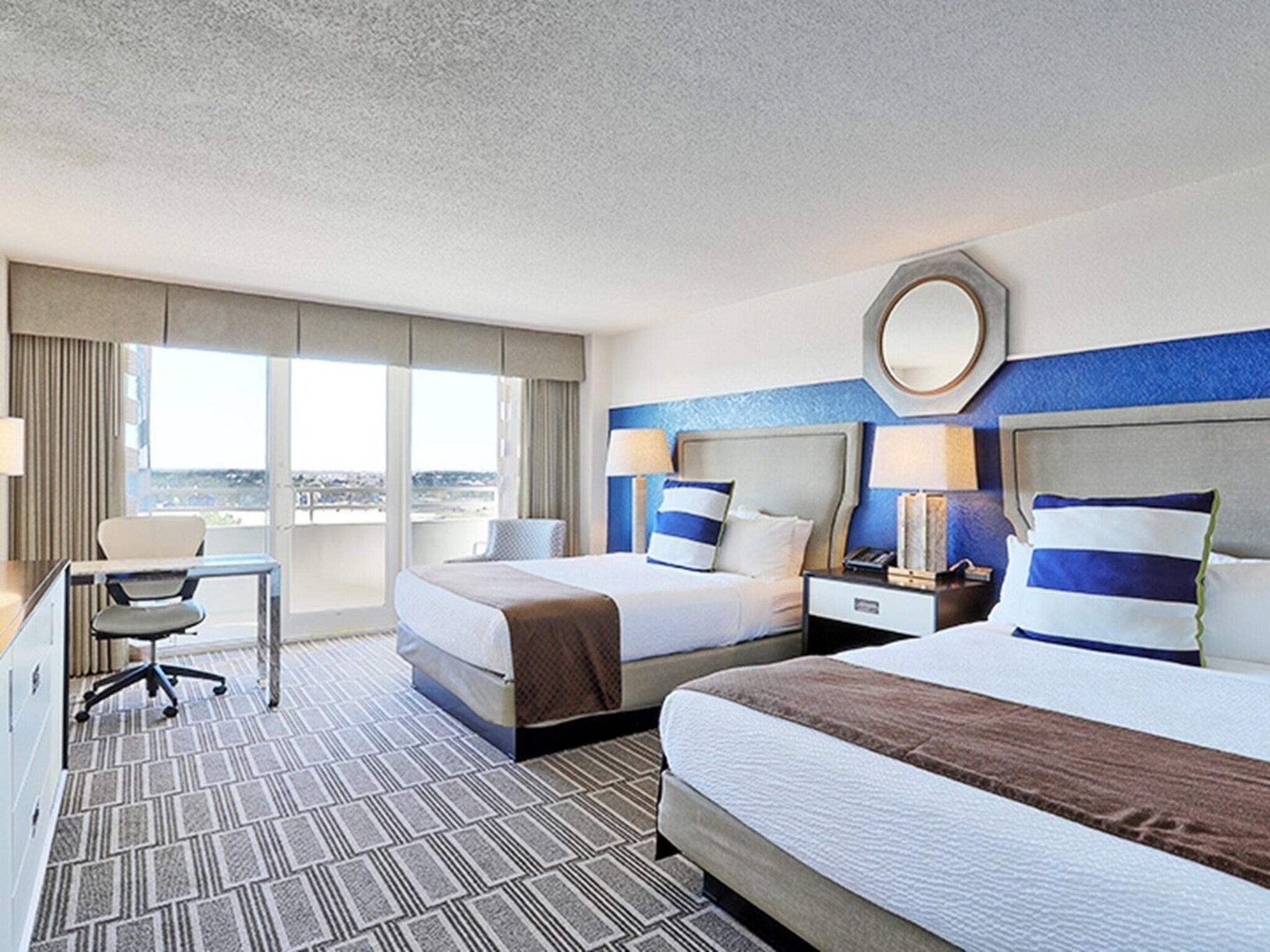 Double Deluxe Two Queen Beds