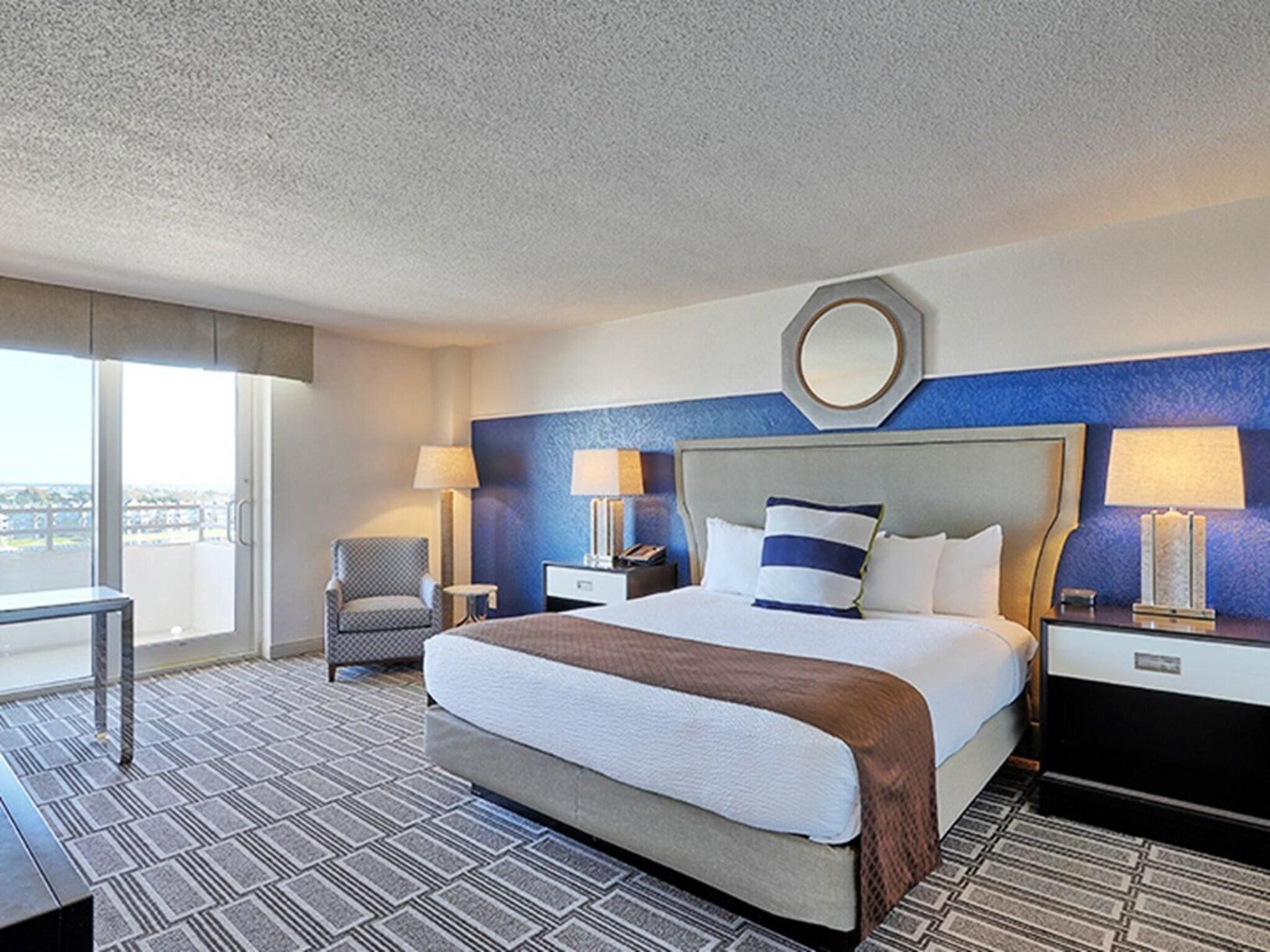 Double Deluxe Lake View