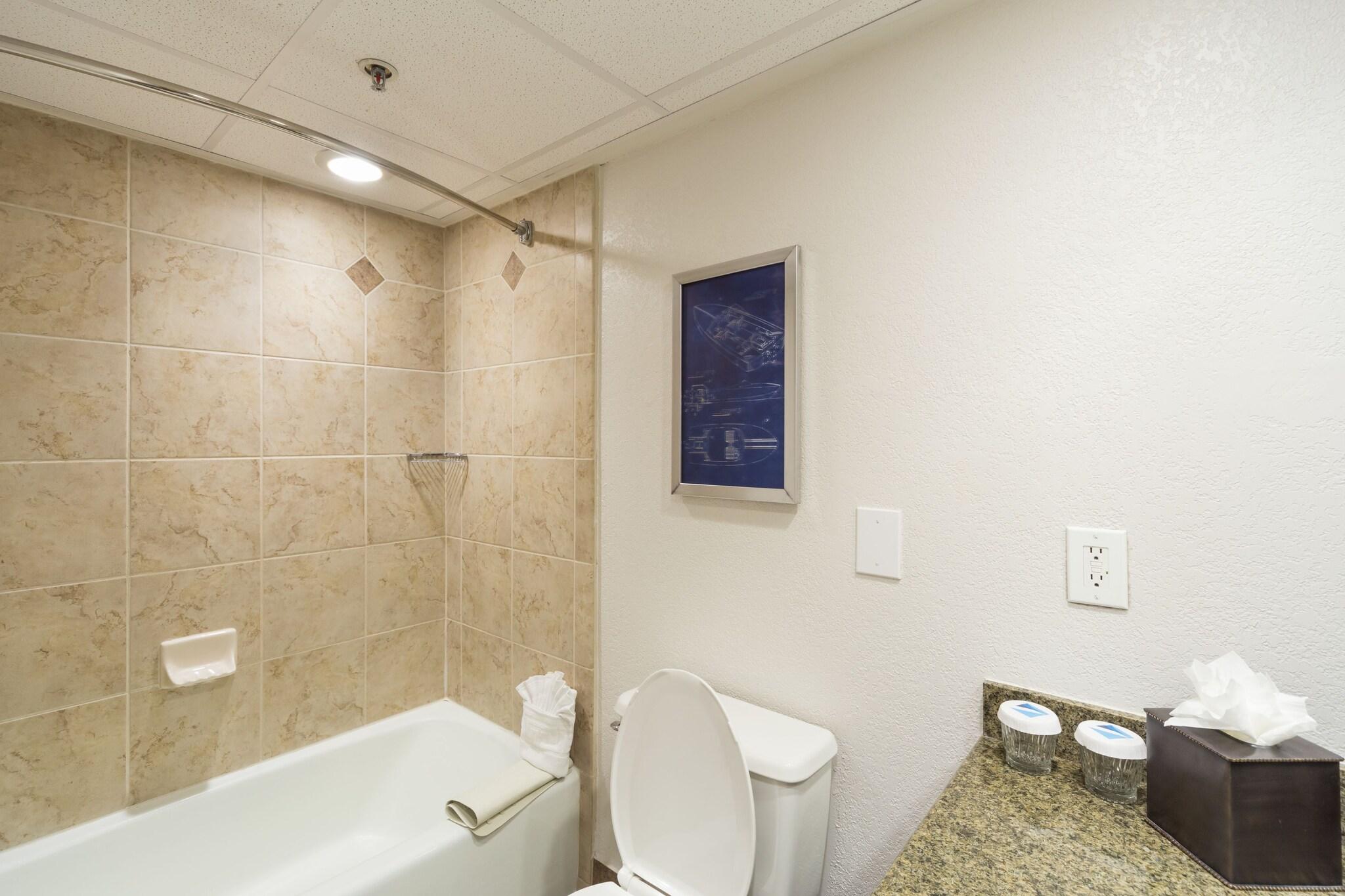 Room Deluxe Lake View