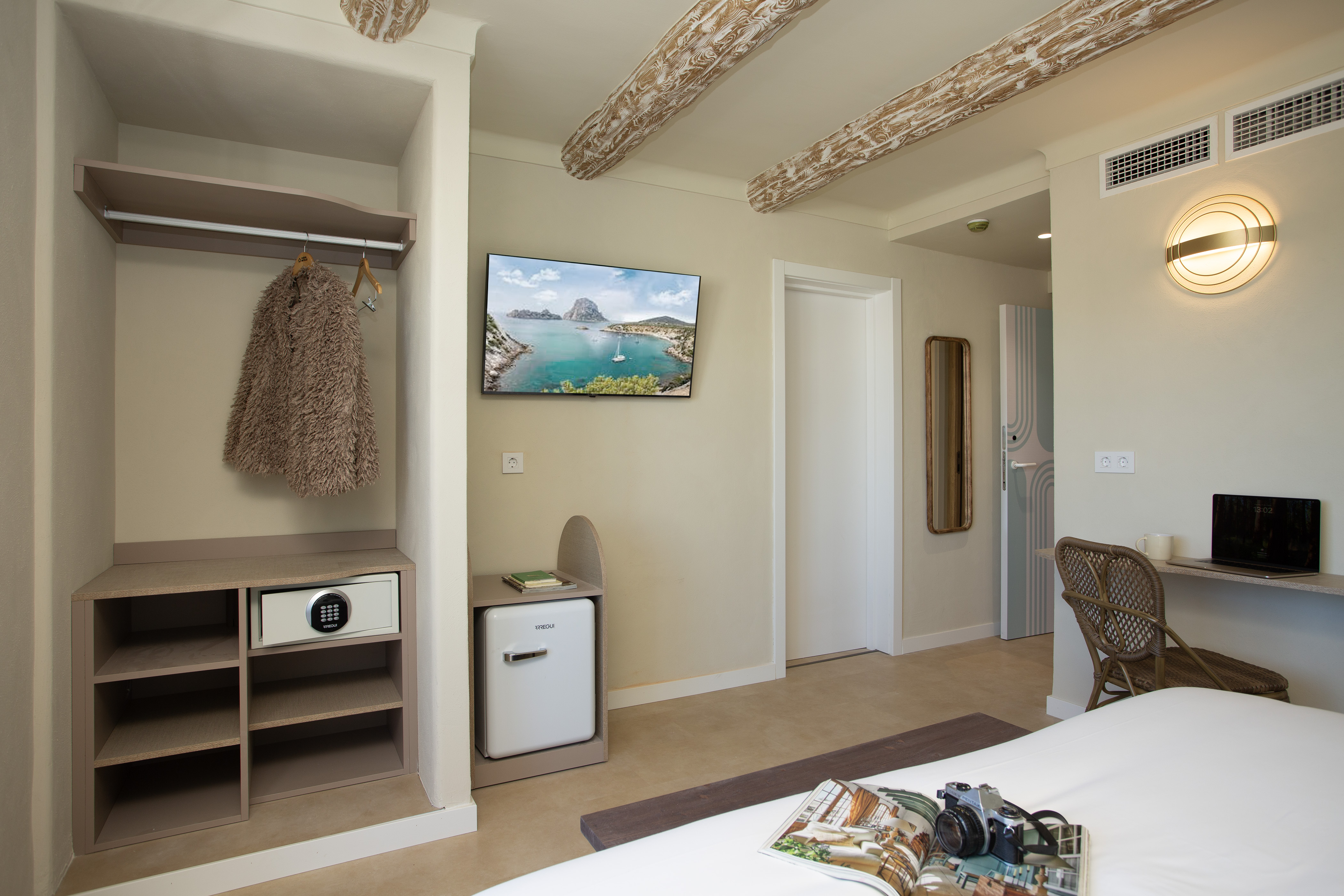 Double or Twin Superior