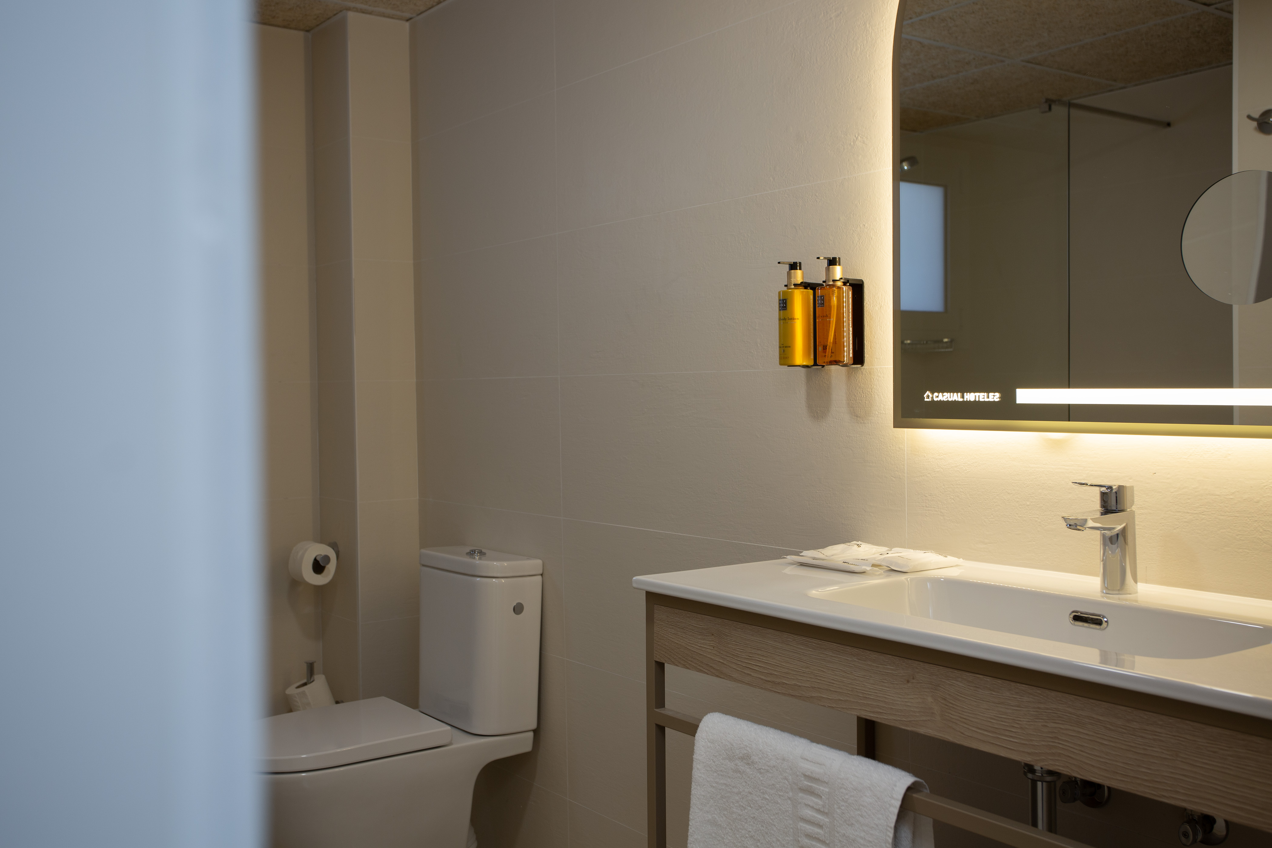 Double or Twin Superior