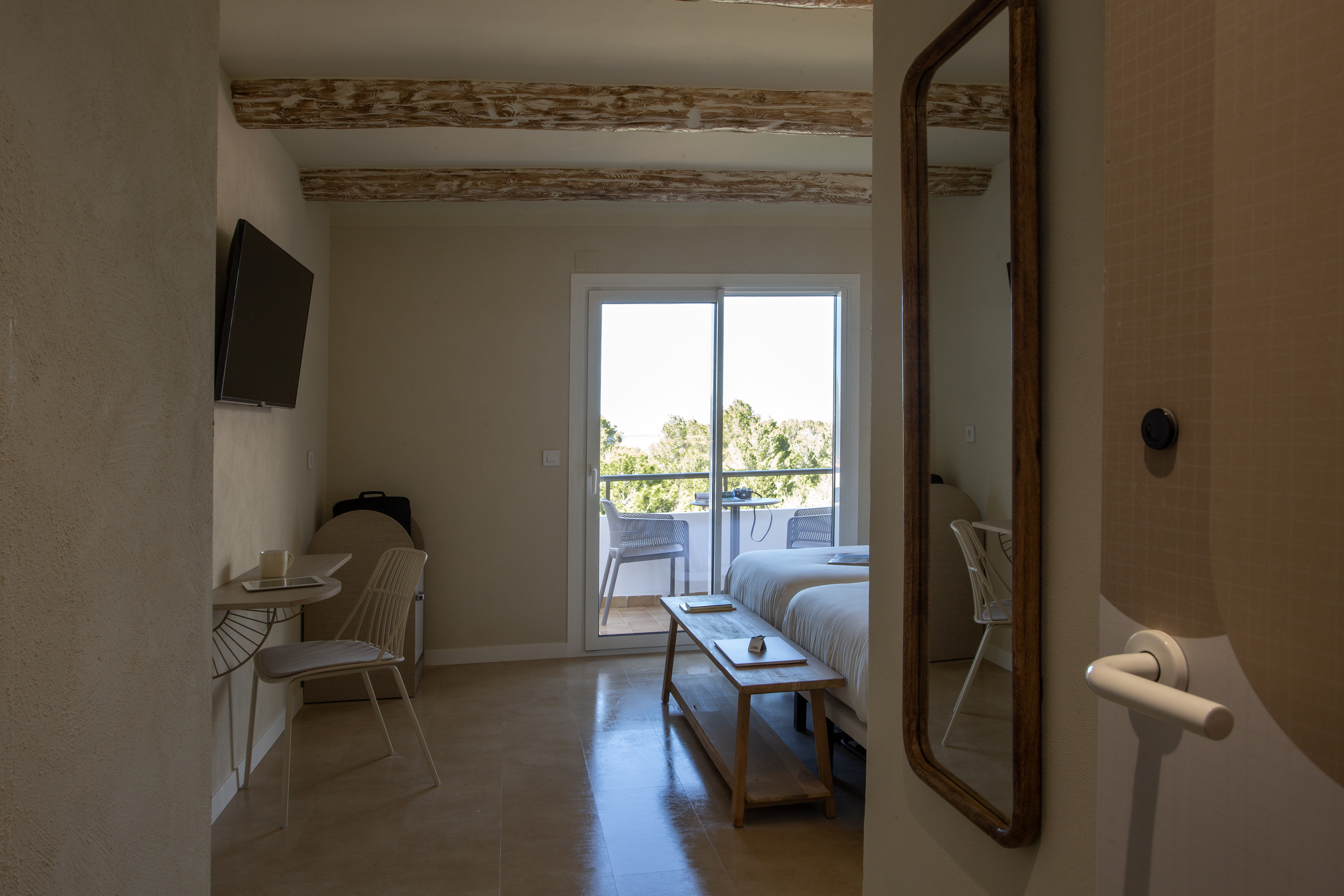 Double or Twin Standard