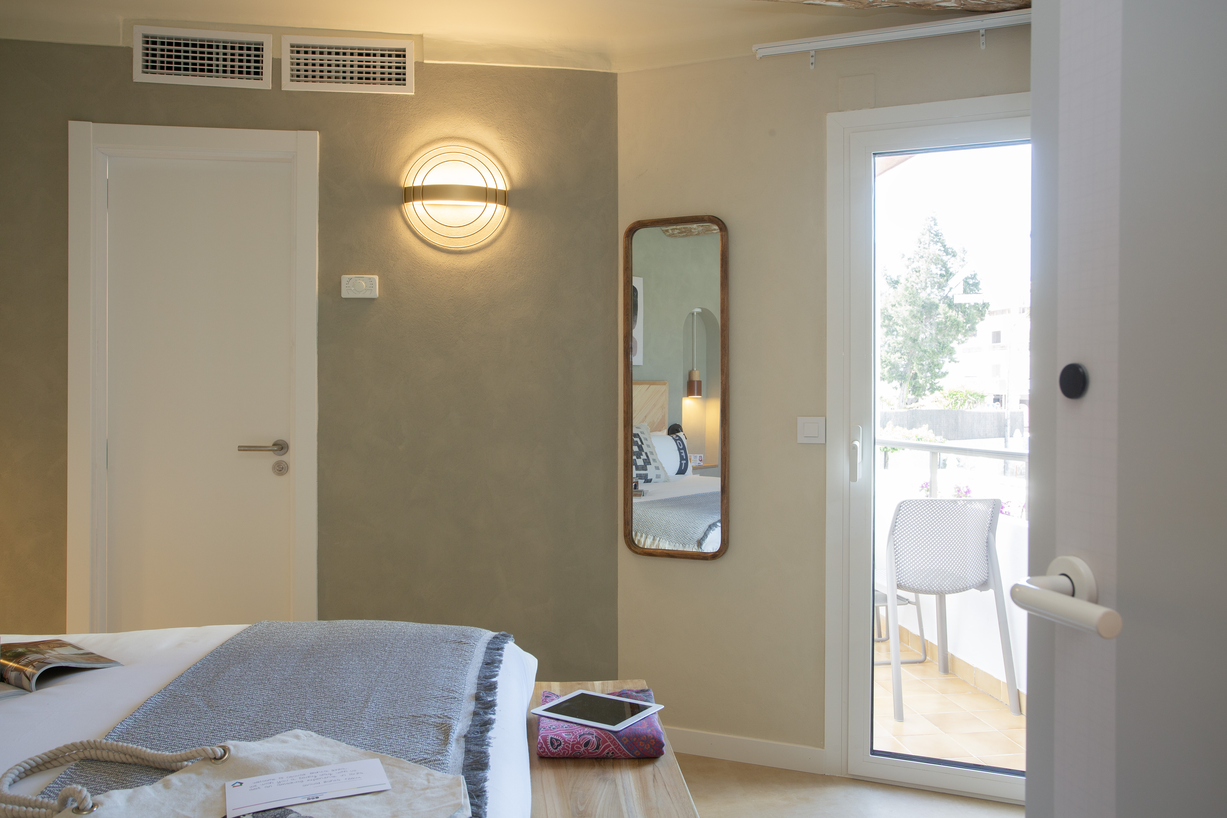 Double or Twin Standard