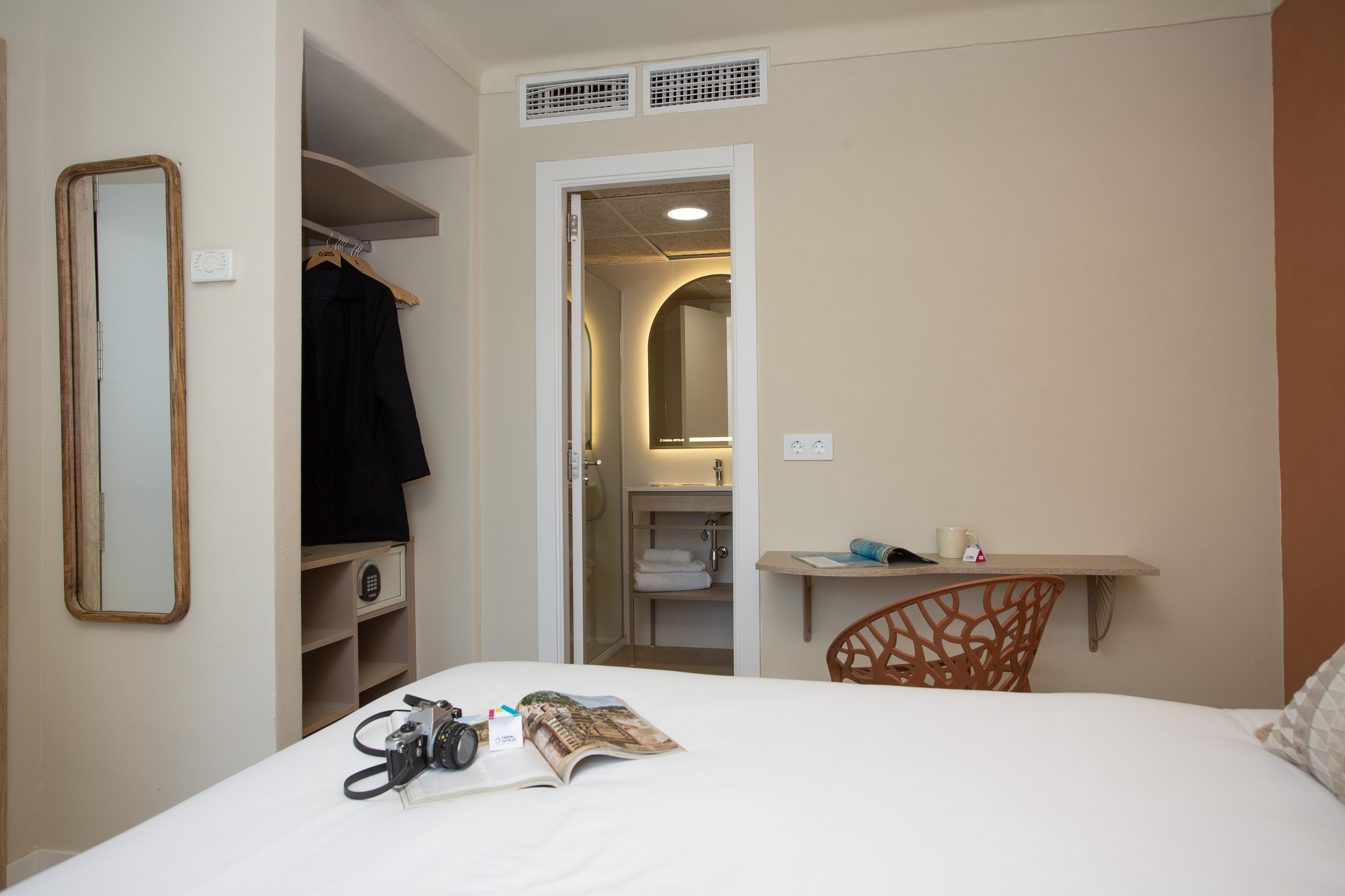 Double or Twin Standard