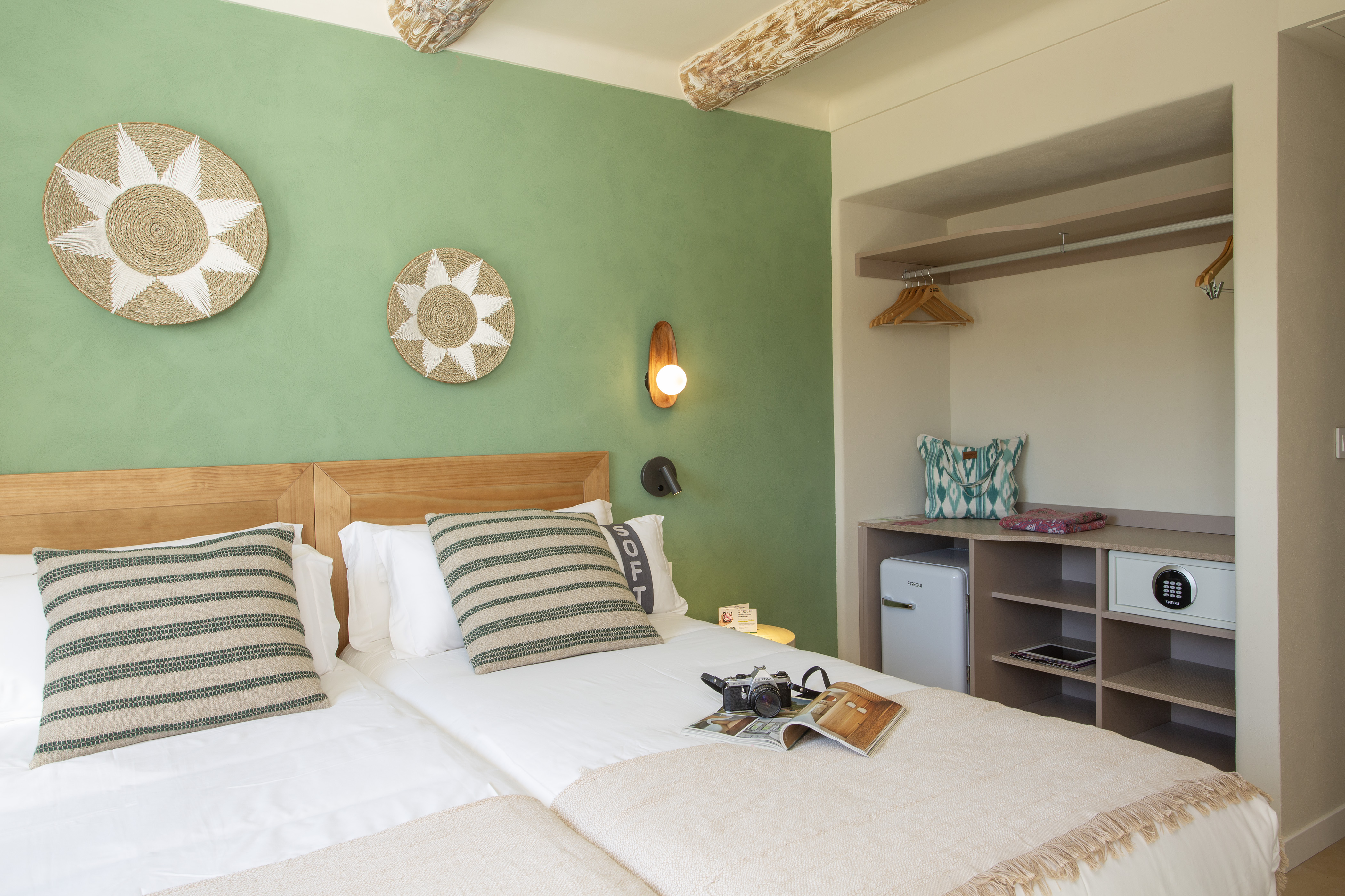 Double or Twin Standard