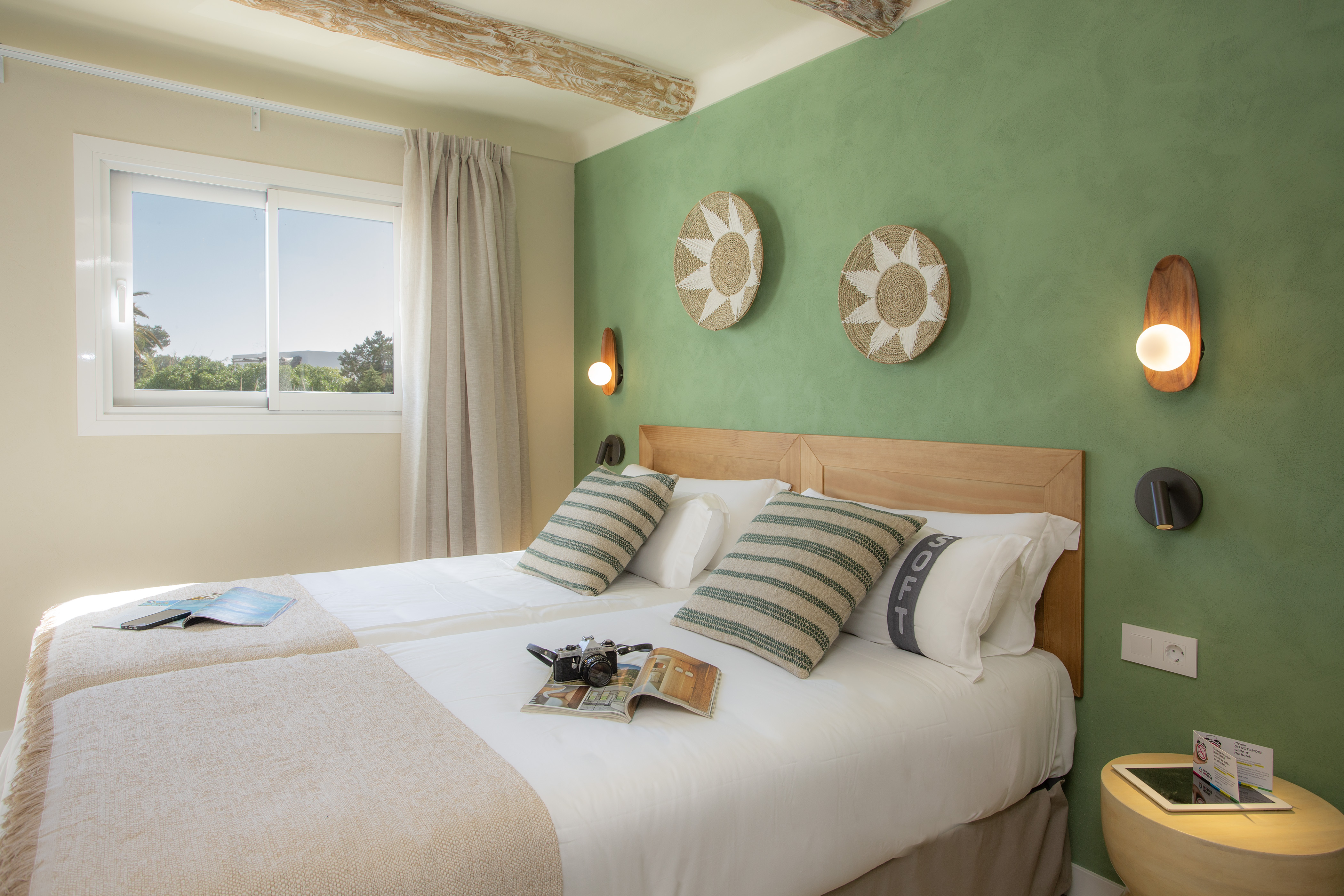 Double or Twin Standard