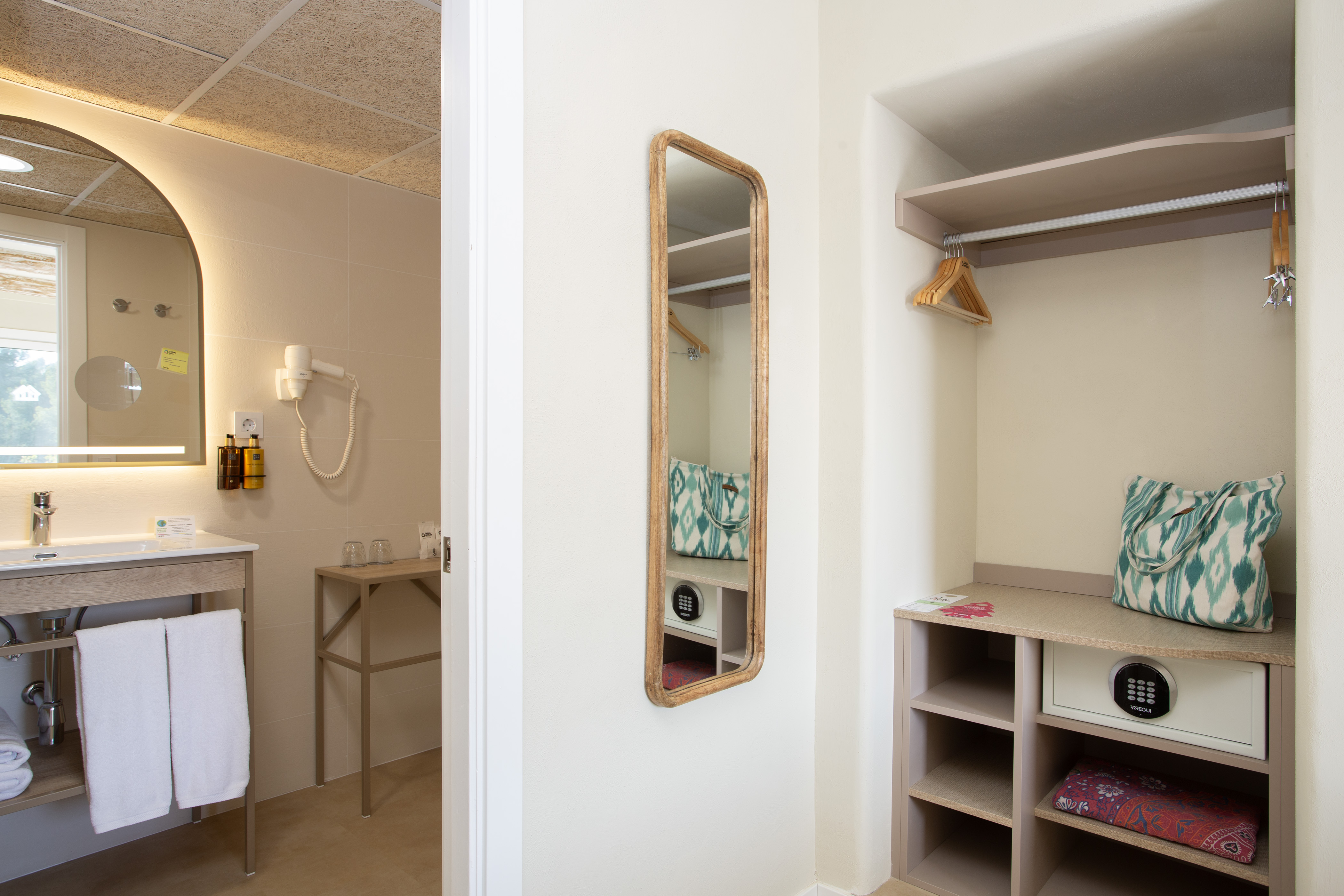 Double or Twin Standard