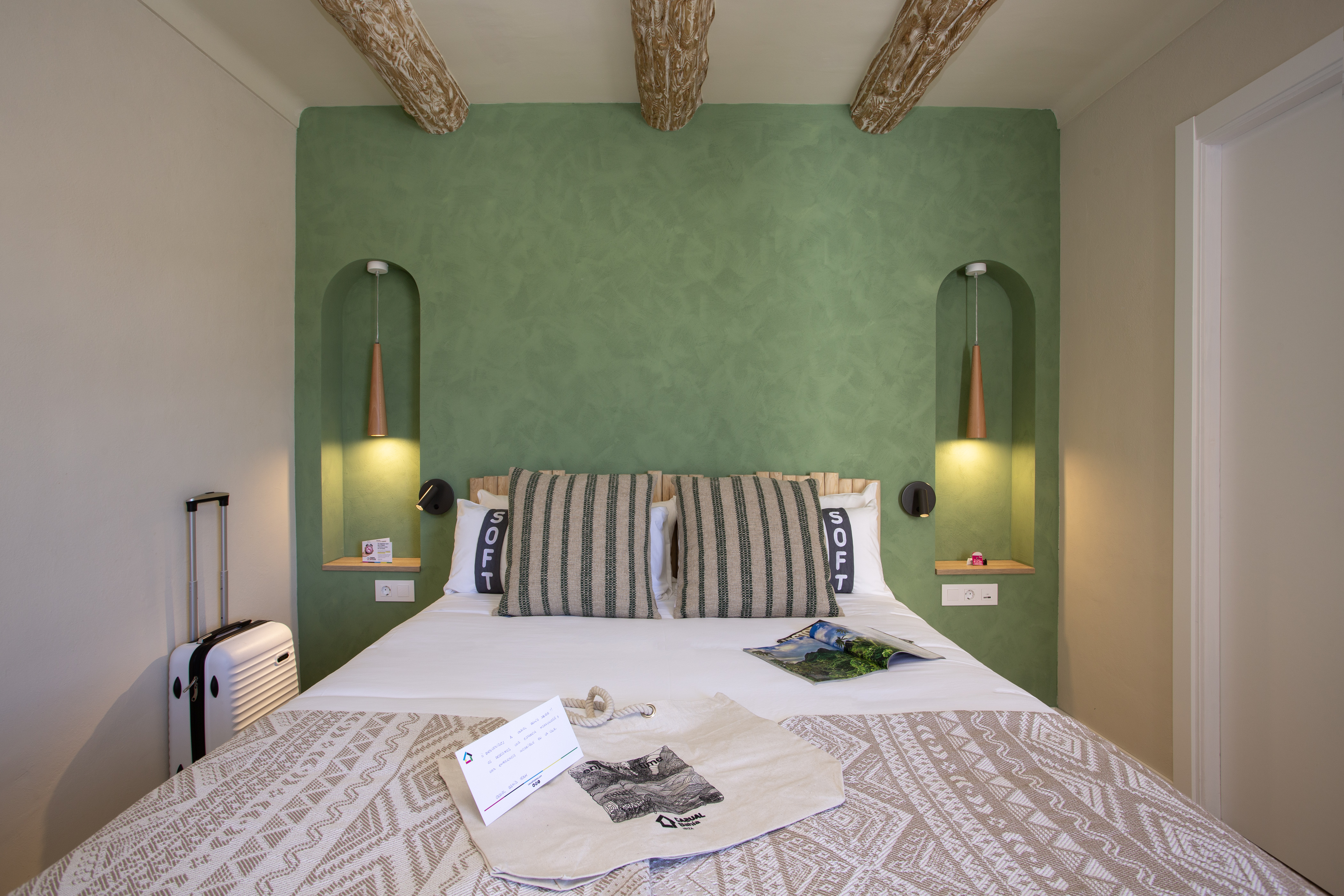 Double or Twin Standard