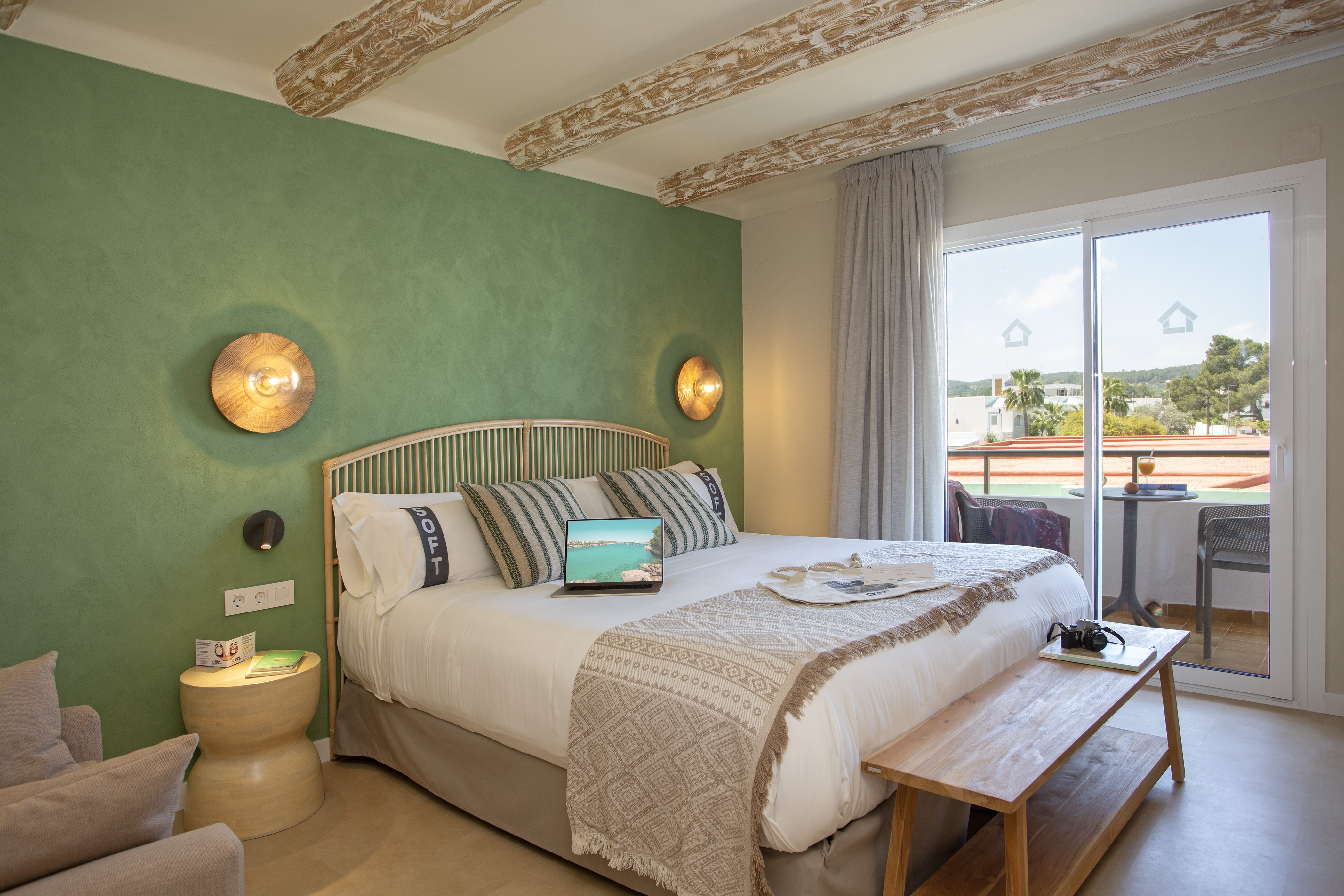 Double or Twin Superior