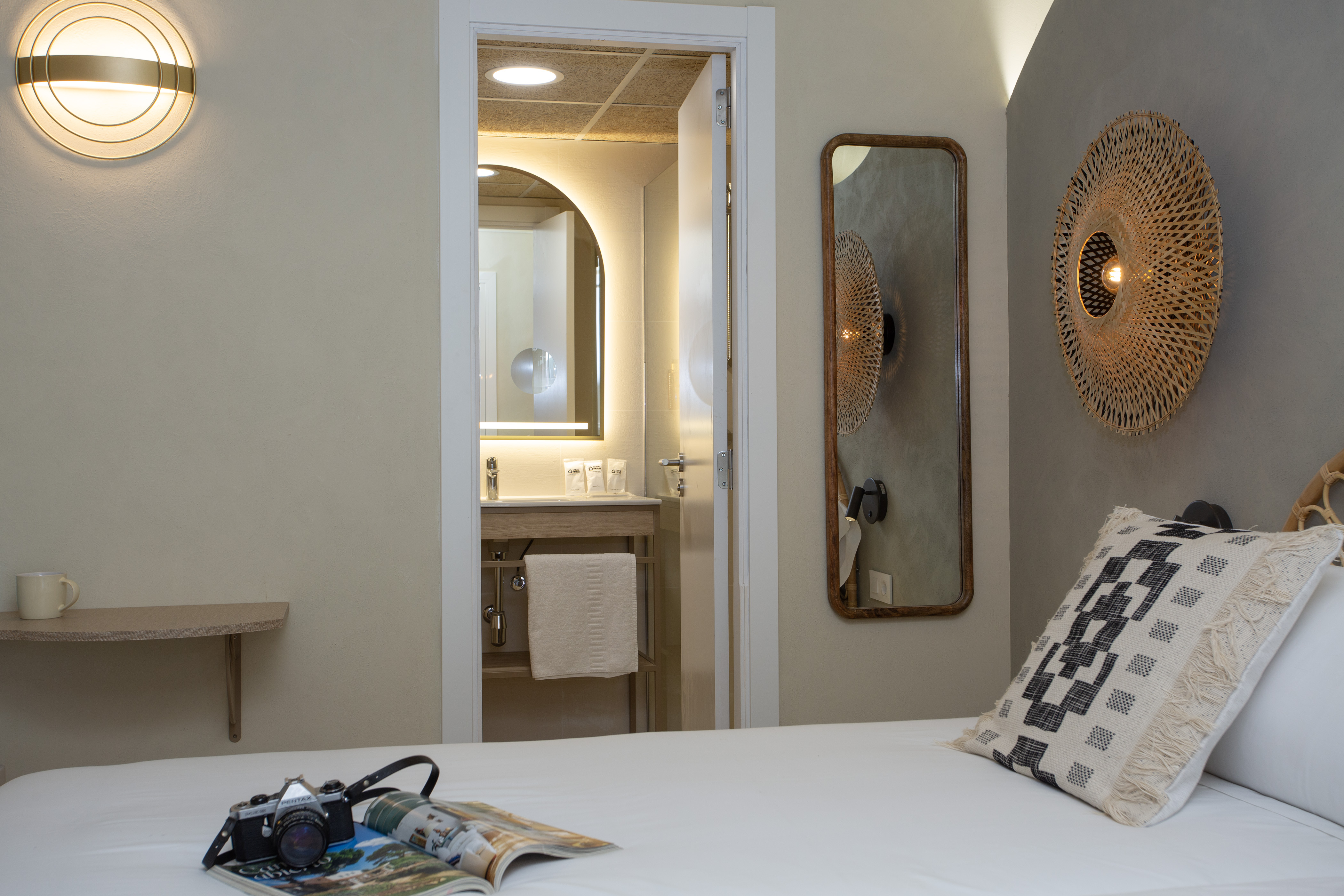 Double or Twin Standard