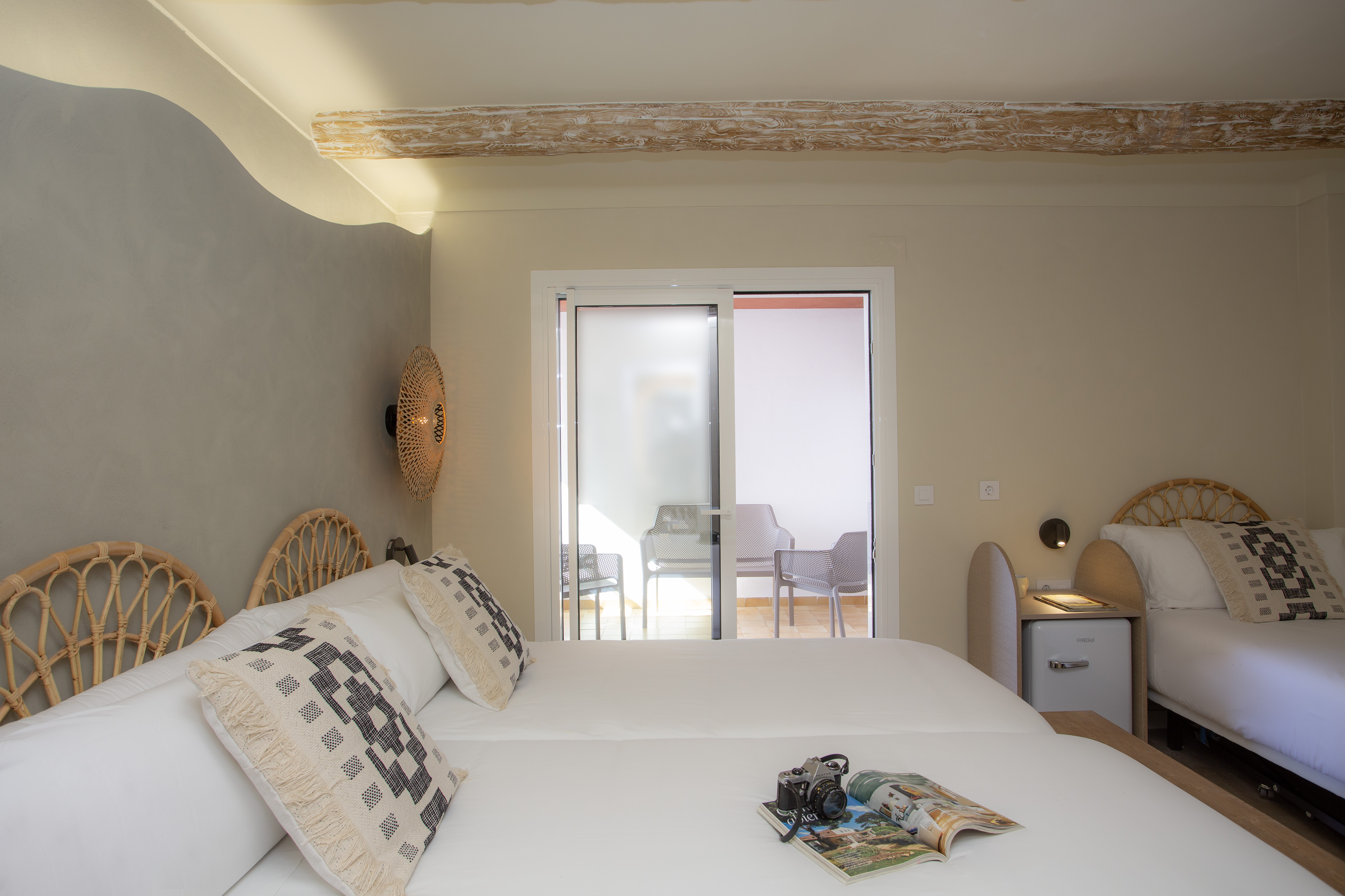 Double or Twin Standard