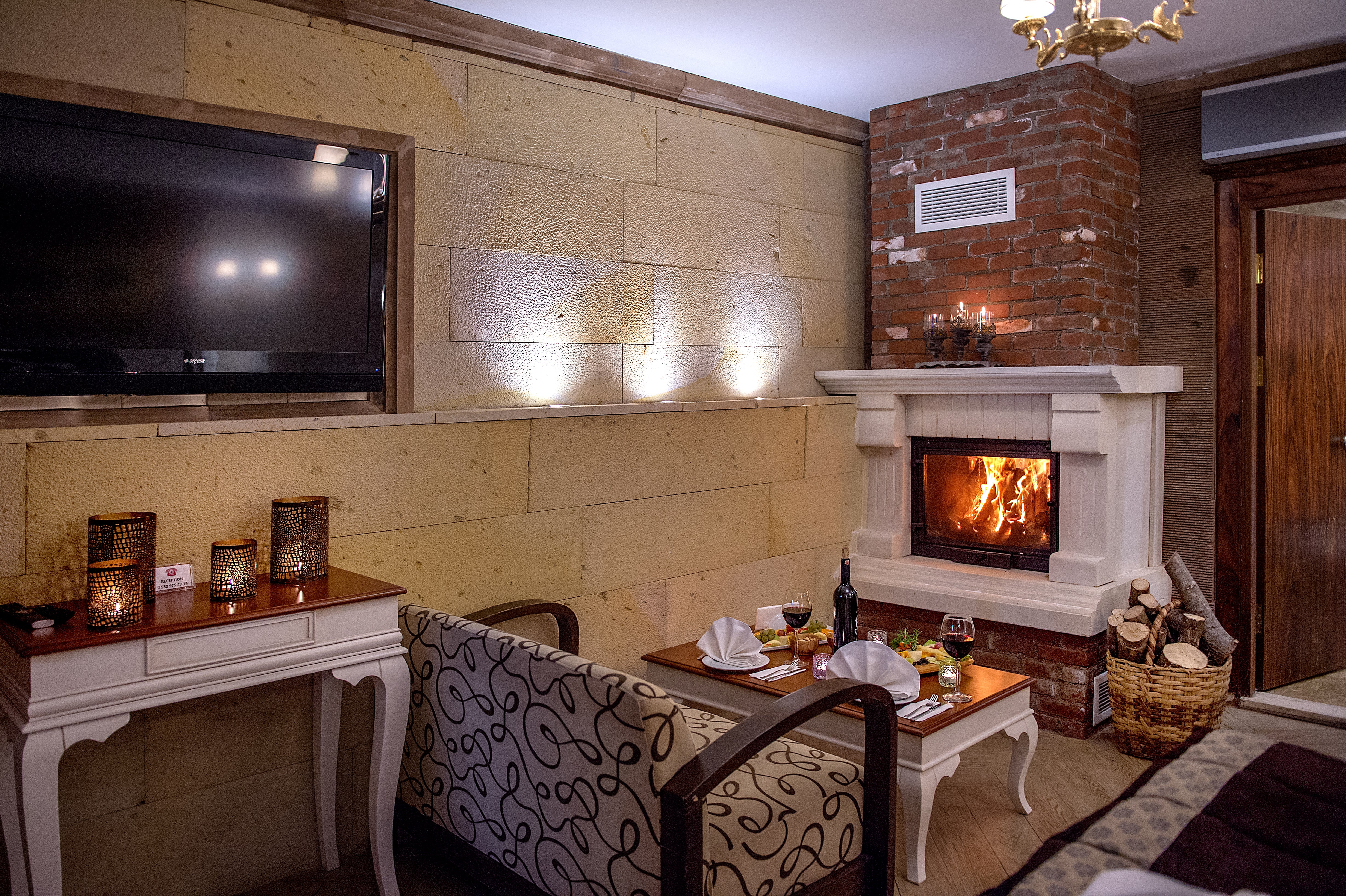 Family Room Superior One Bedroom