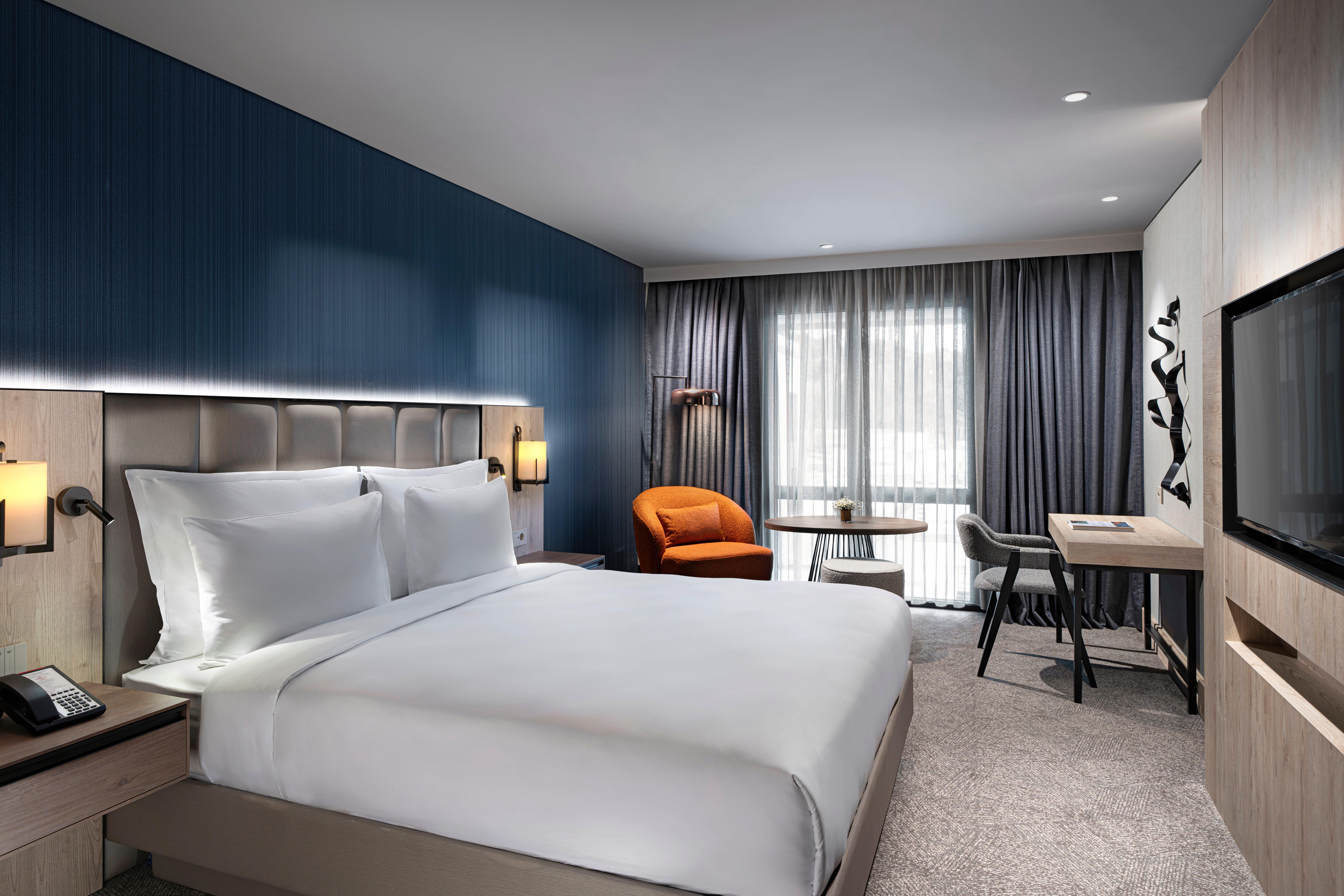 Double Premium with Views