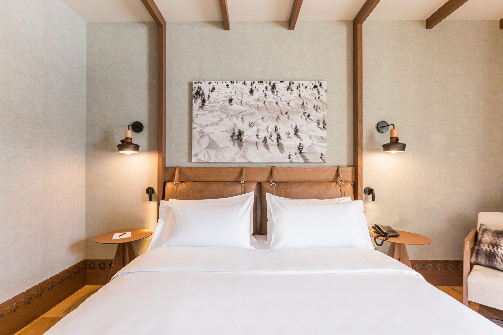 Double Queen Size Bed