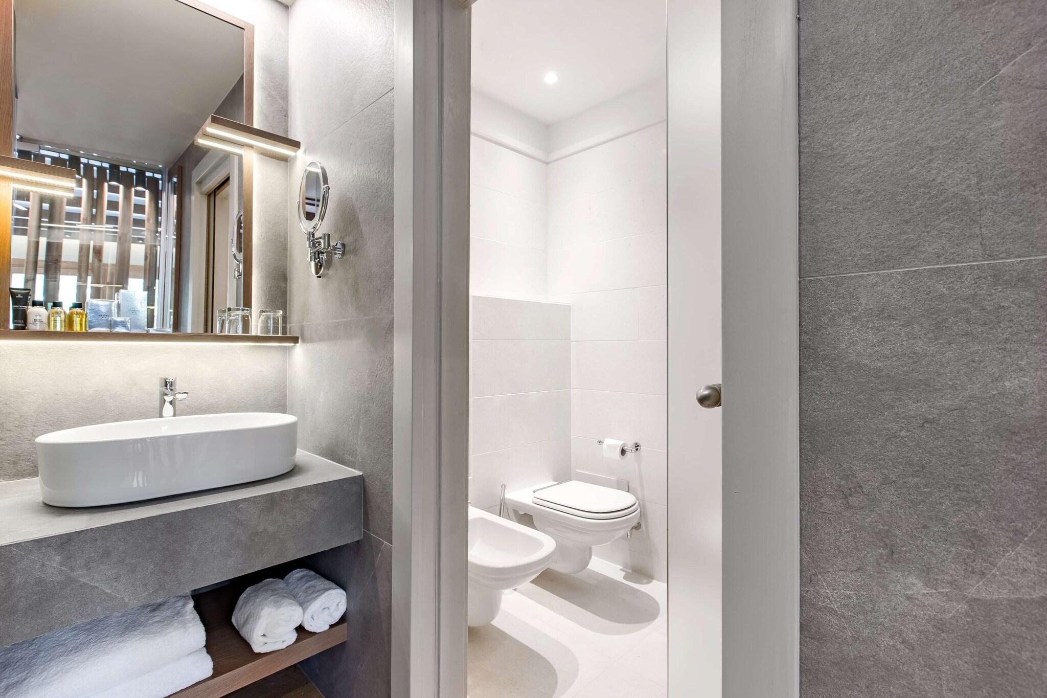 Double Queen Size Bed