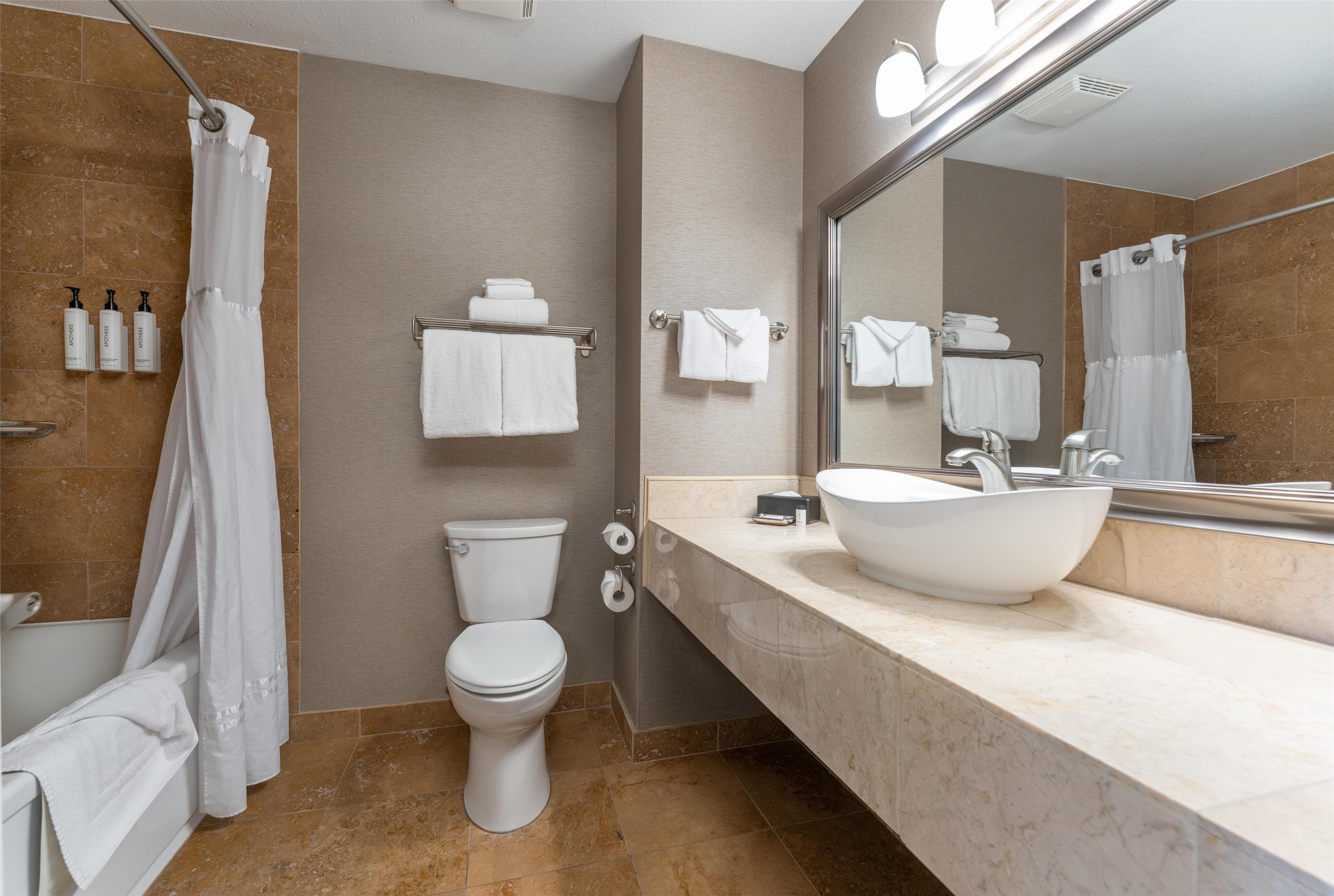 Suite with Kitchenette