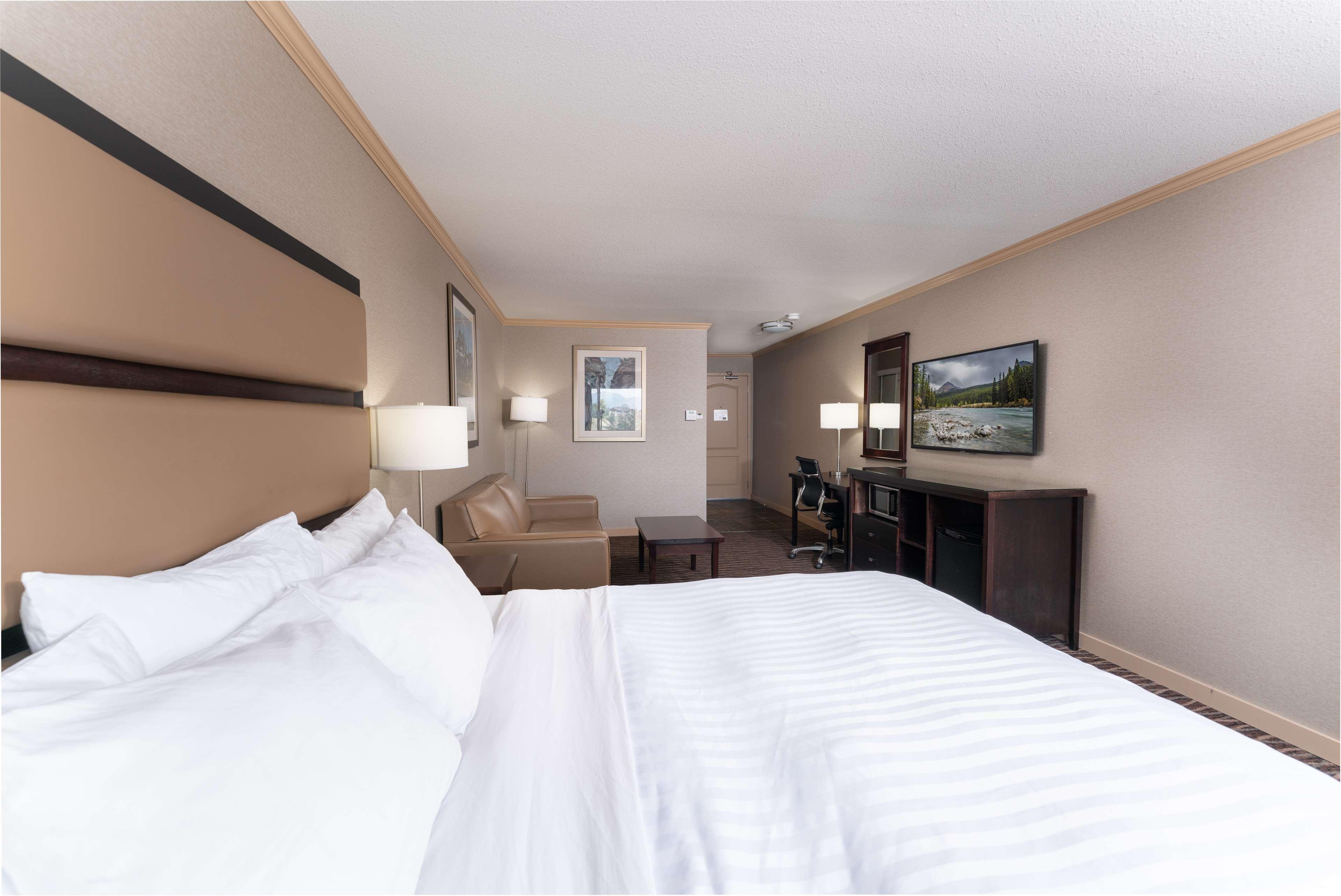 Double Accessible King Size Bed