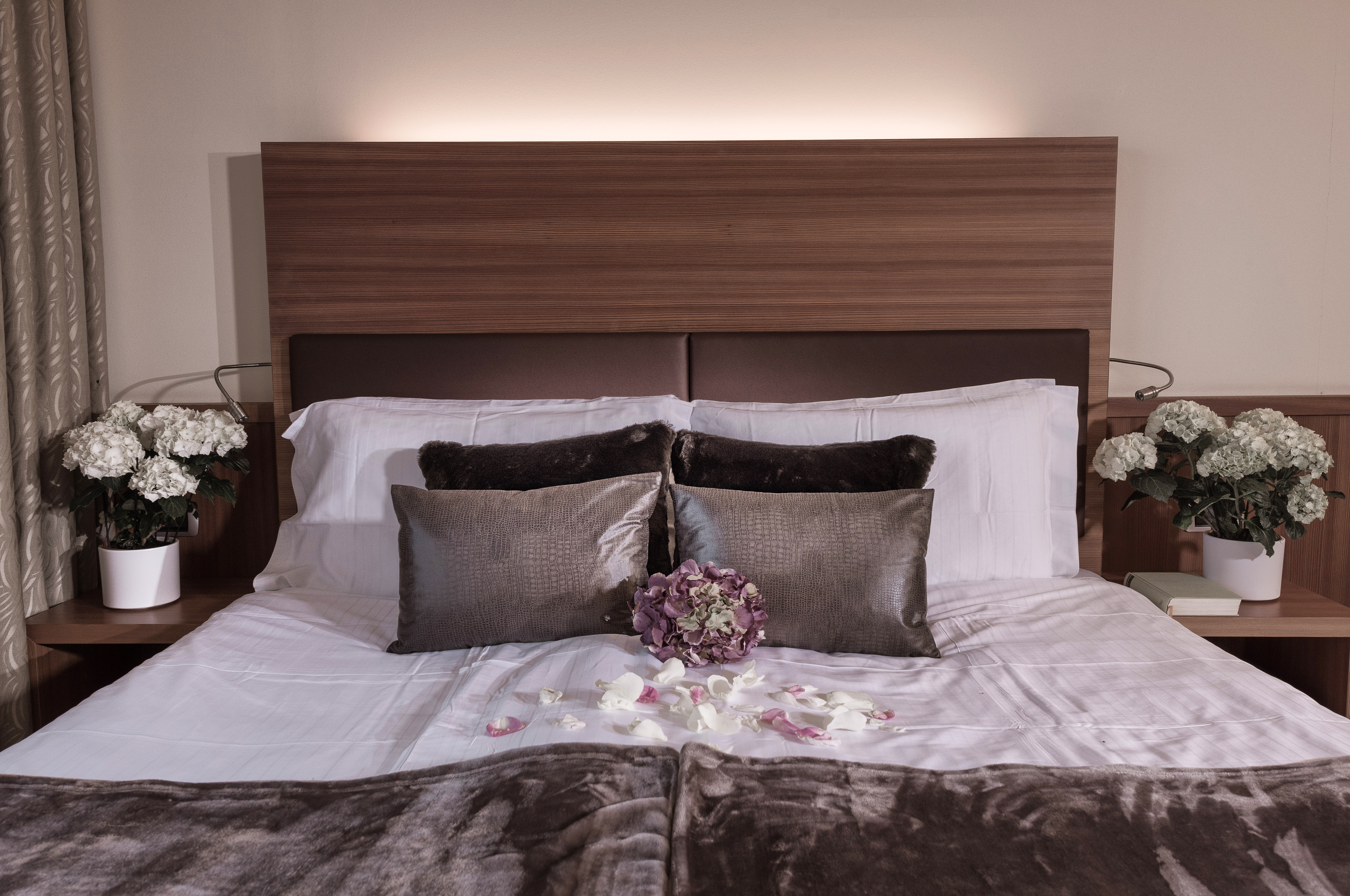 Double Superior King Bed