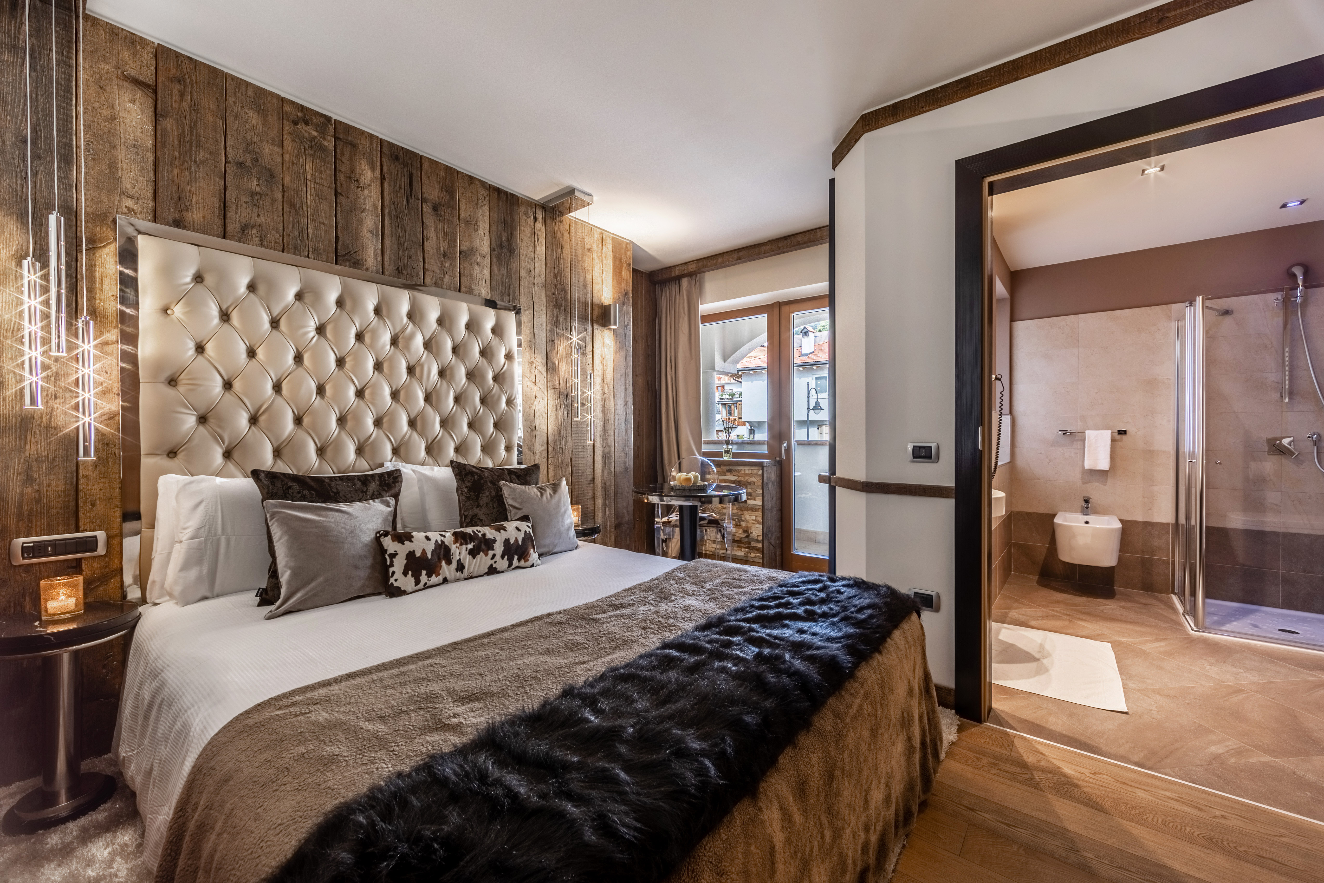 Double Queen Size Bed