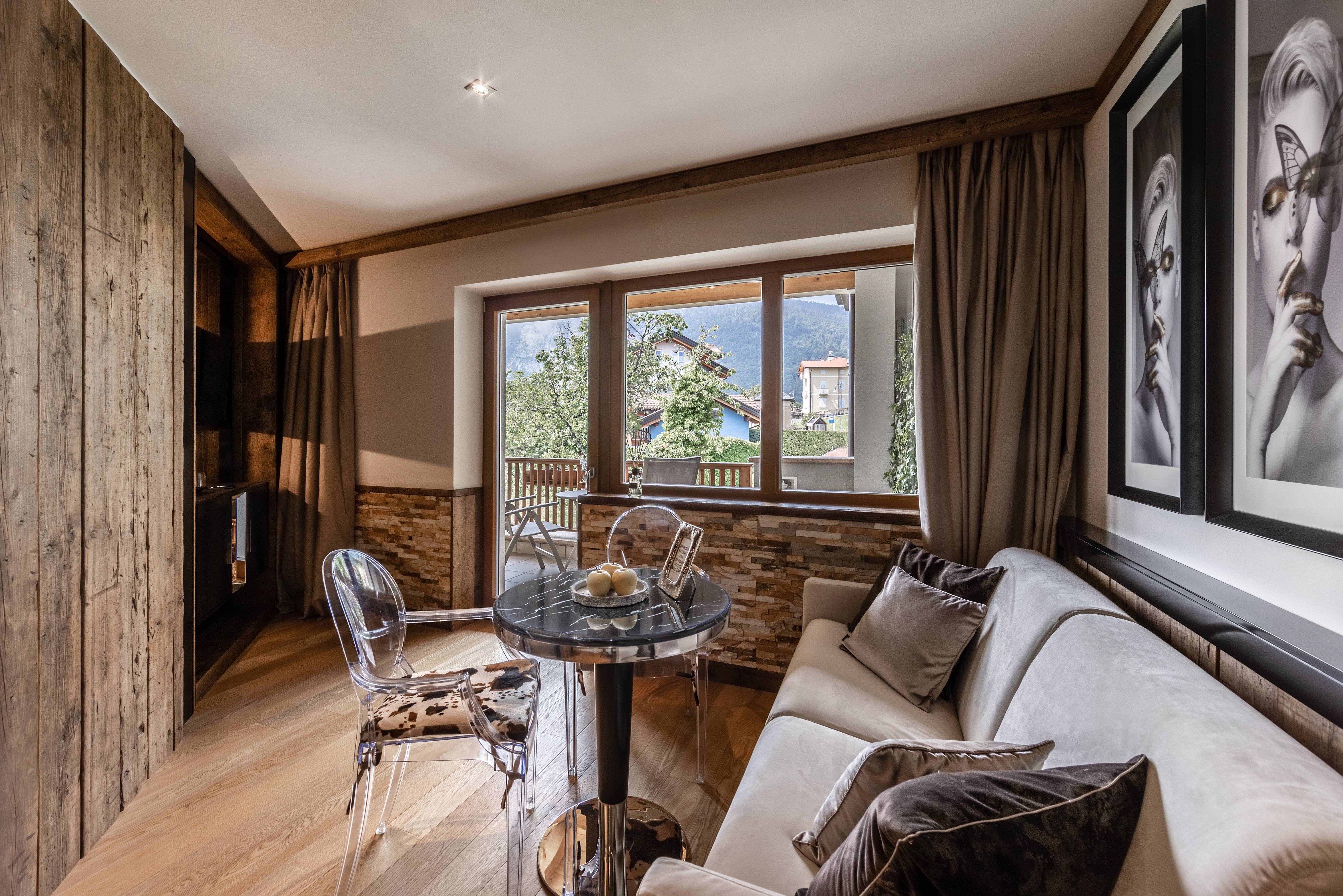 Double King Size Bed