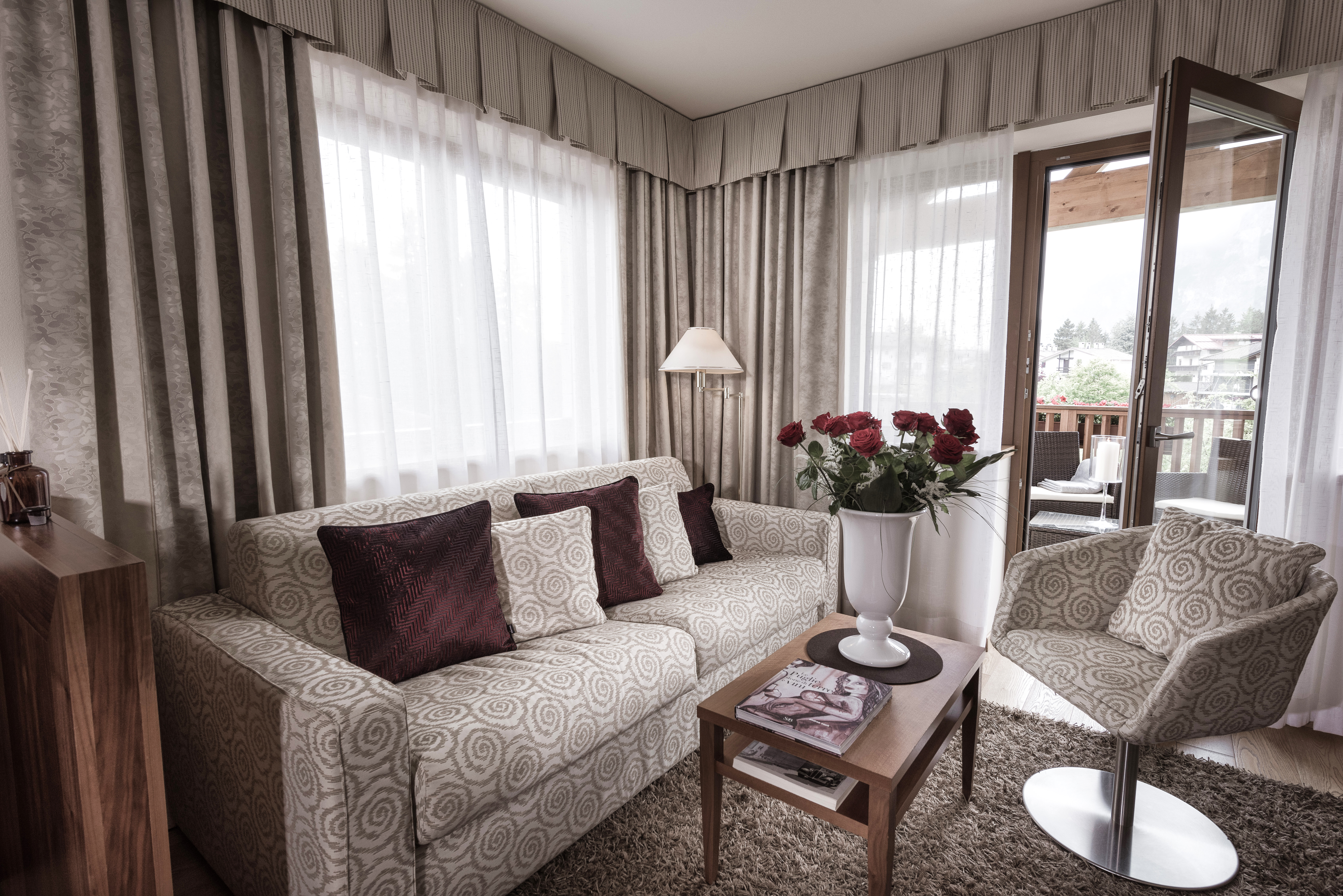 Junior Suite Deluxe with Views