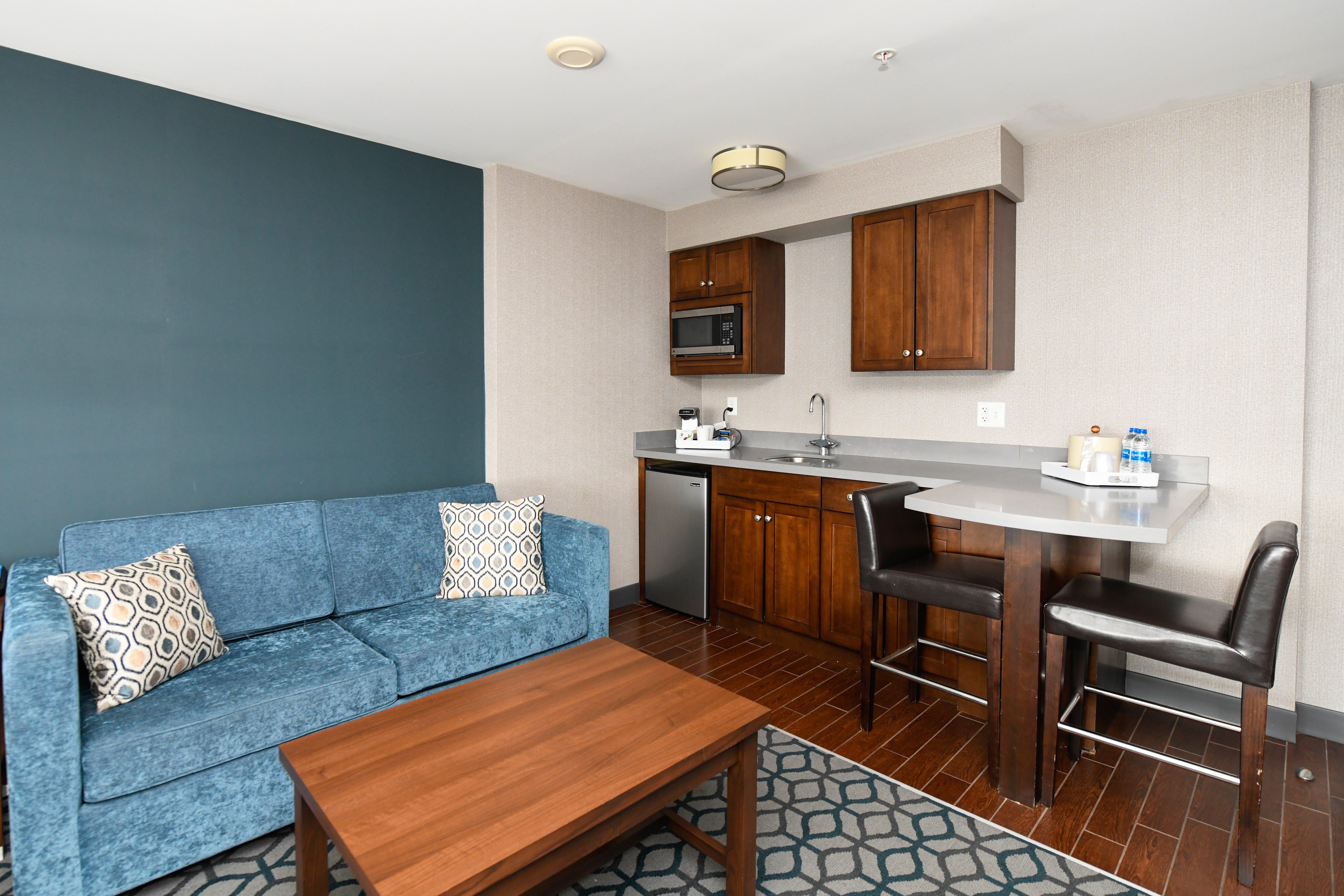 Suite Two Queen Beds