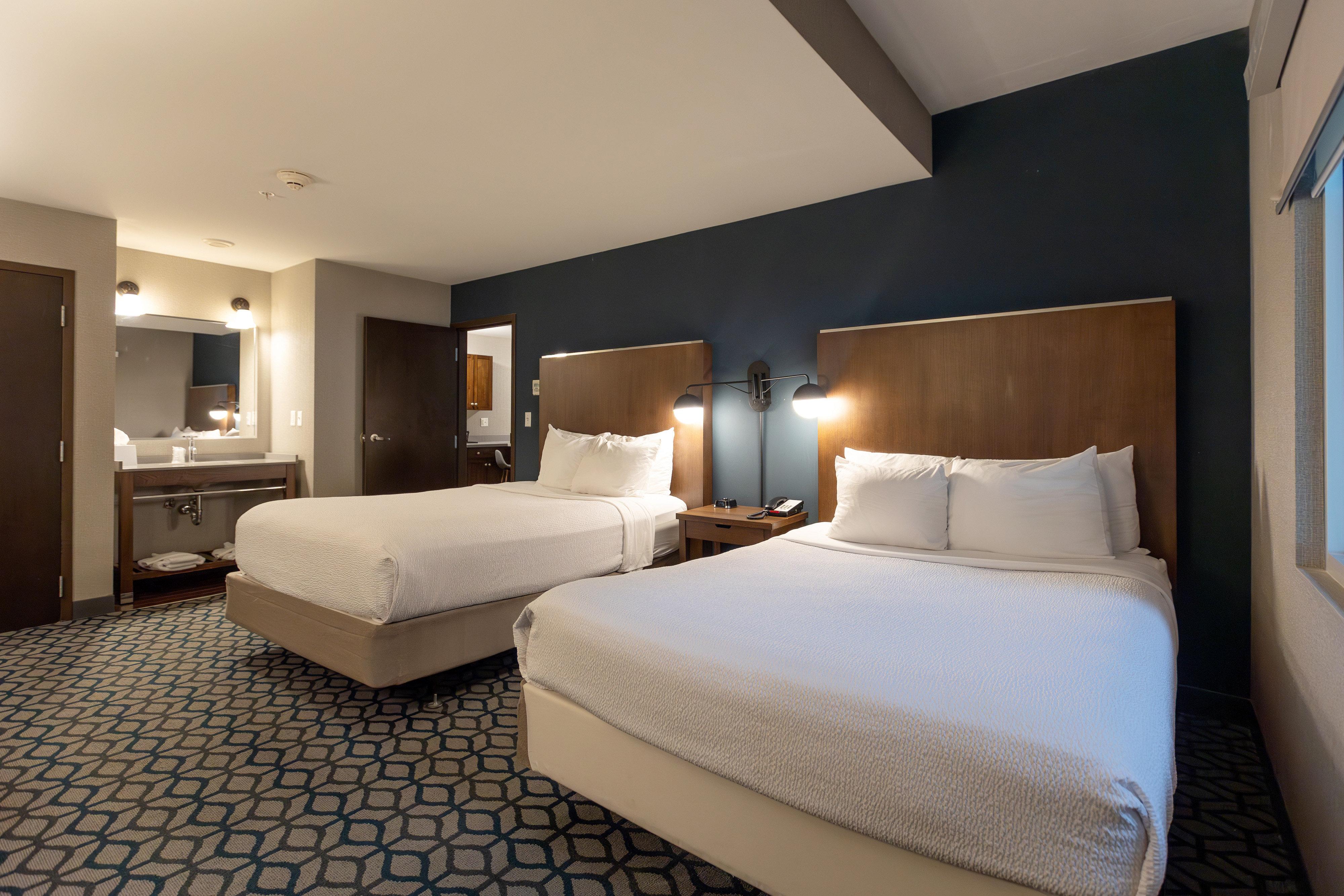 Suite Two Queen Beds