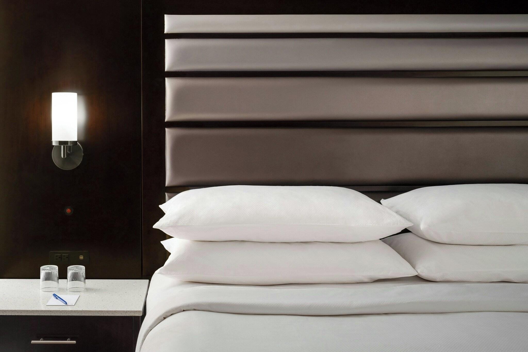 Suite King Bed One Bedroom 