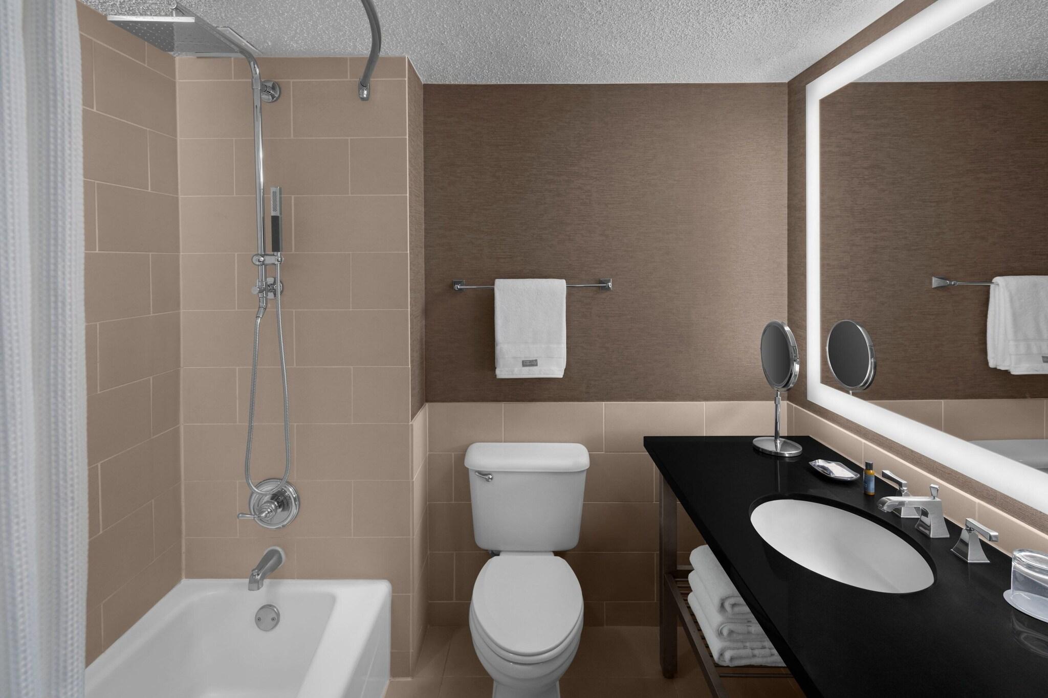 Double King Bed Non Smoking