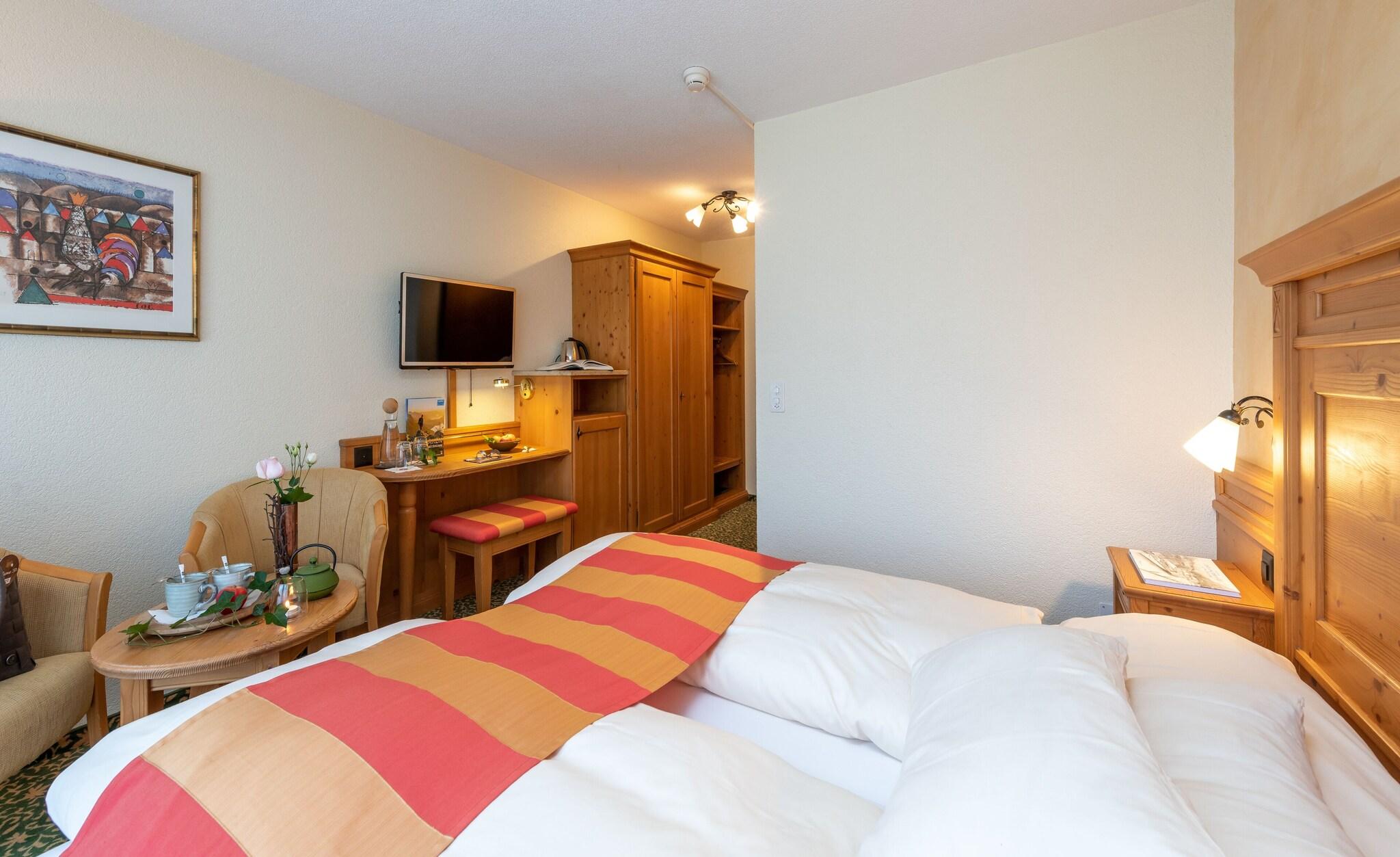 Twin Deluxe Garden View