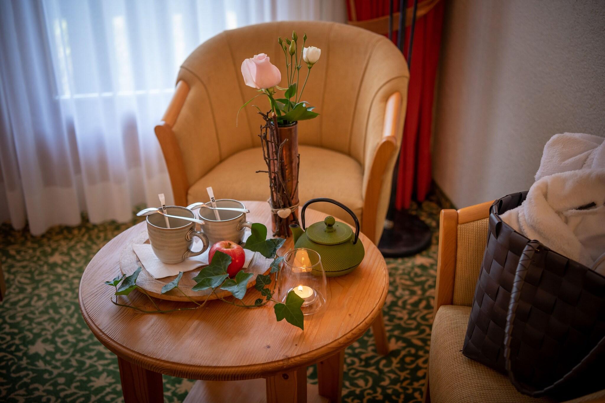 Twin Deluxe Garden View