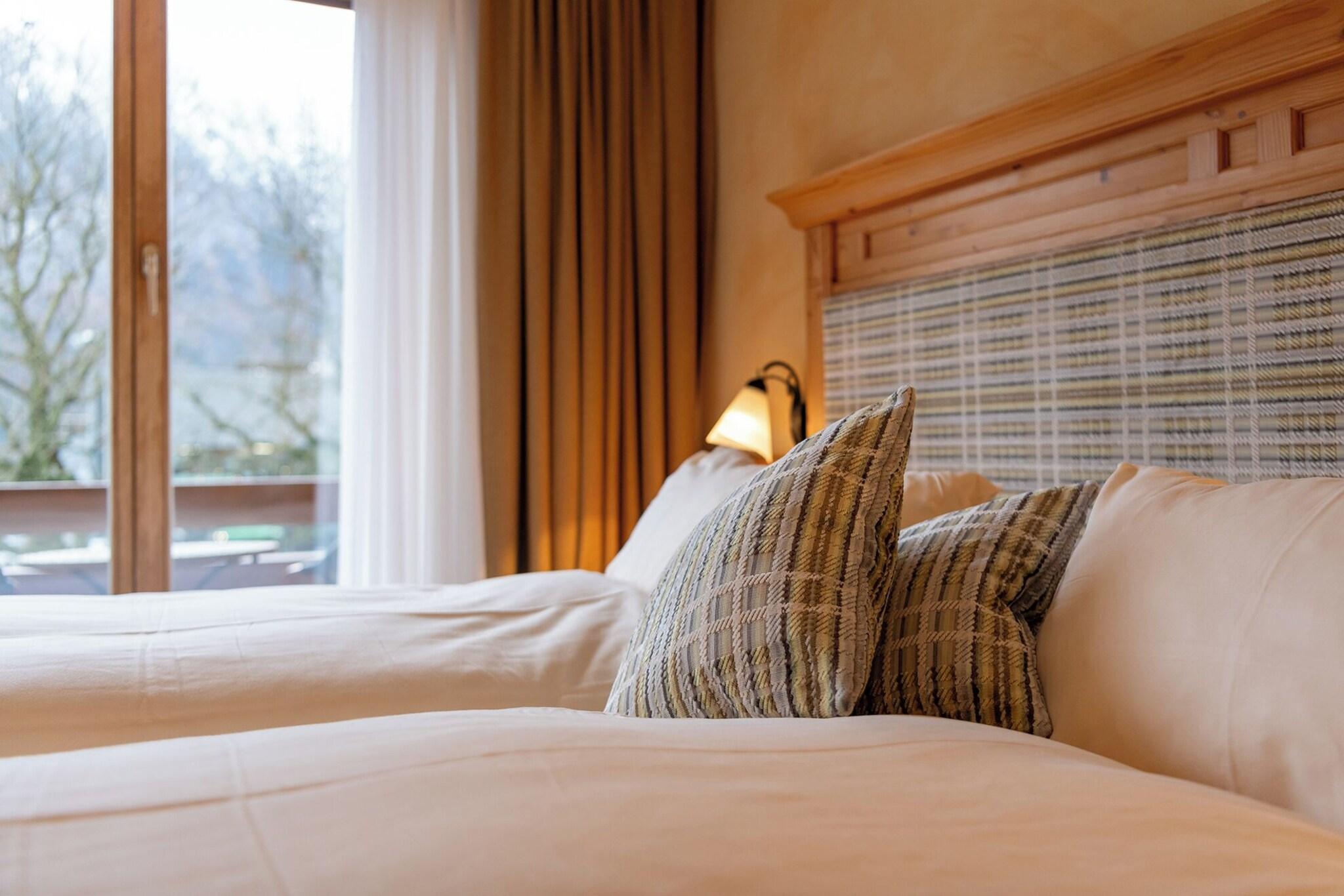 Double Deluxe Two Beds