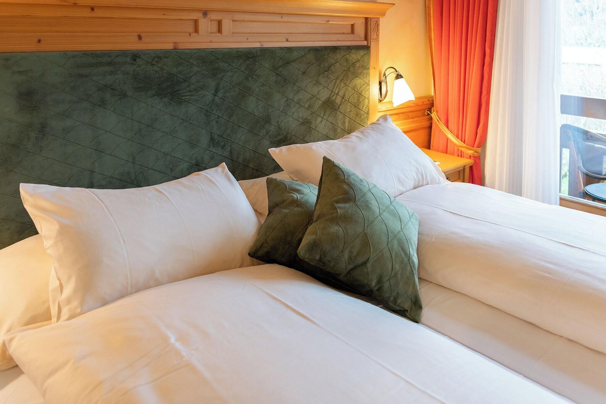 Twin Deluxe Garden View