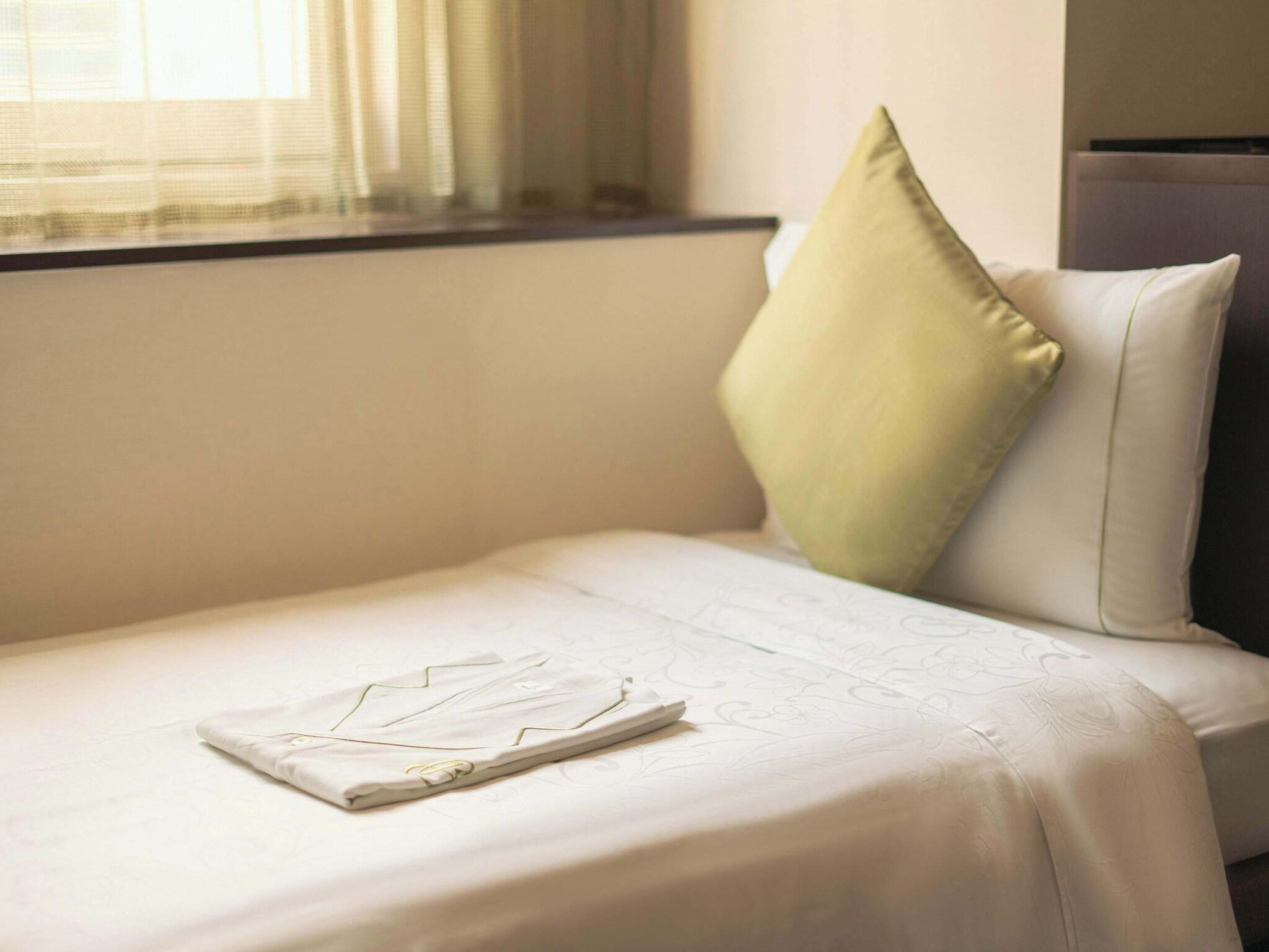 Triple Deluxe Two Beds