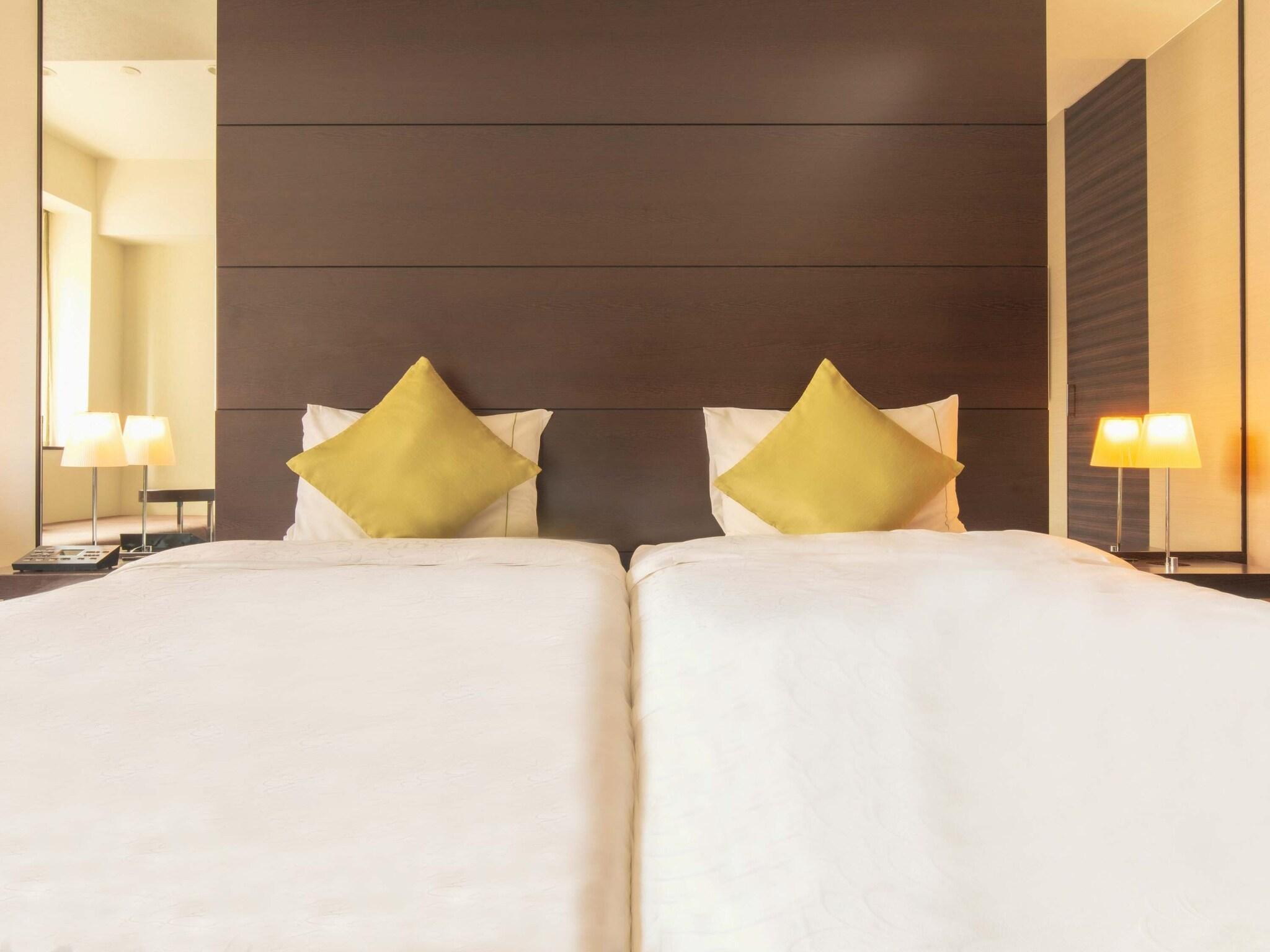 Triple Deluxe Two Beds