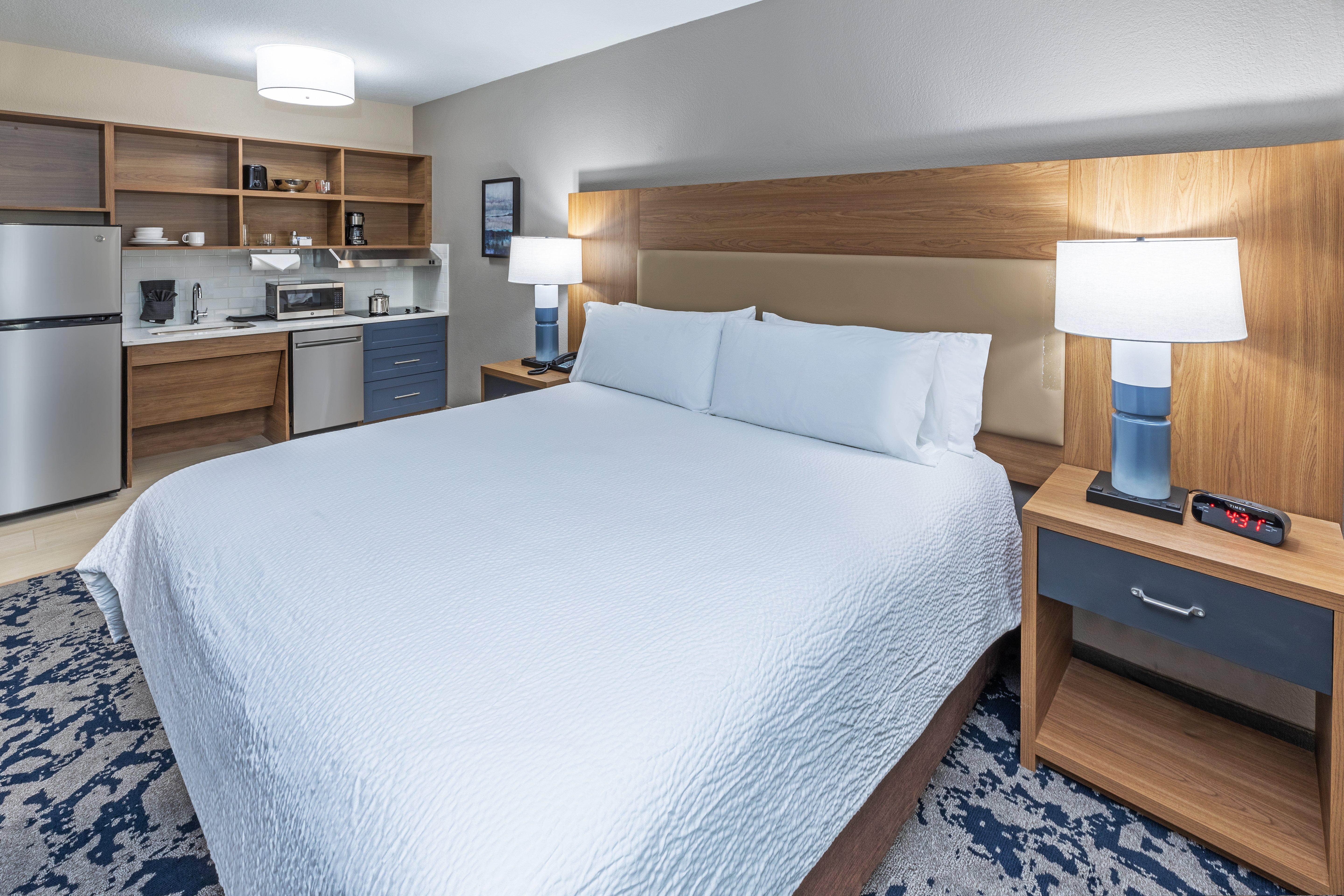 Room Accessible King Size Bed